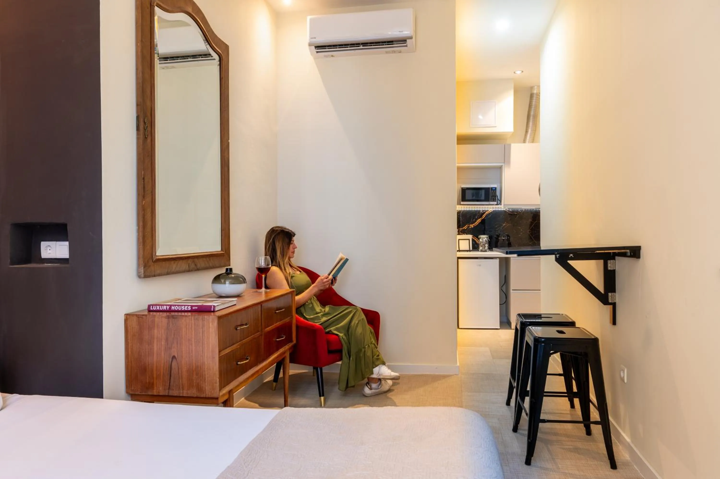 Kitchen or kitchenette, Bed in Lisbon Studios