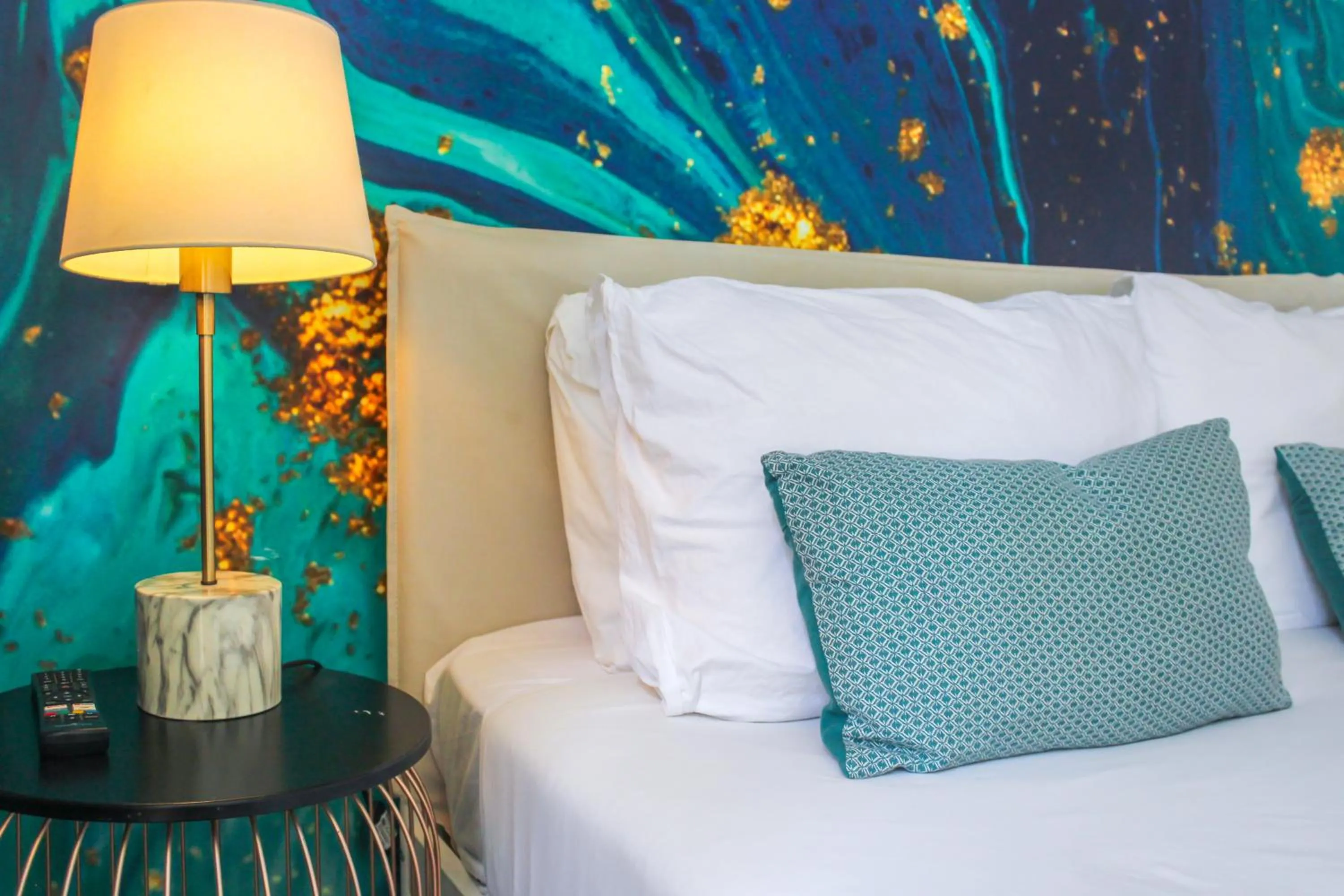 Bed in Lisbon Studios