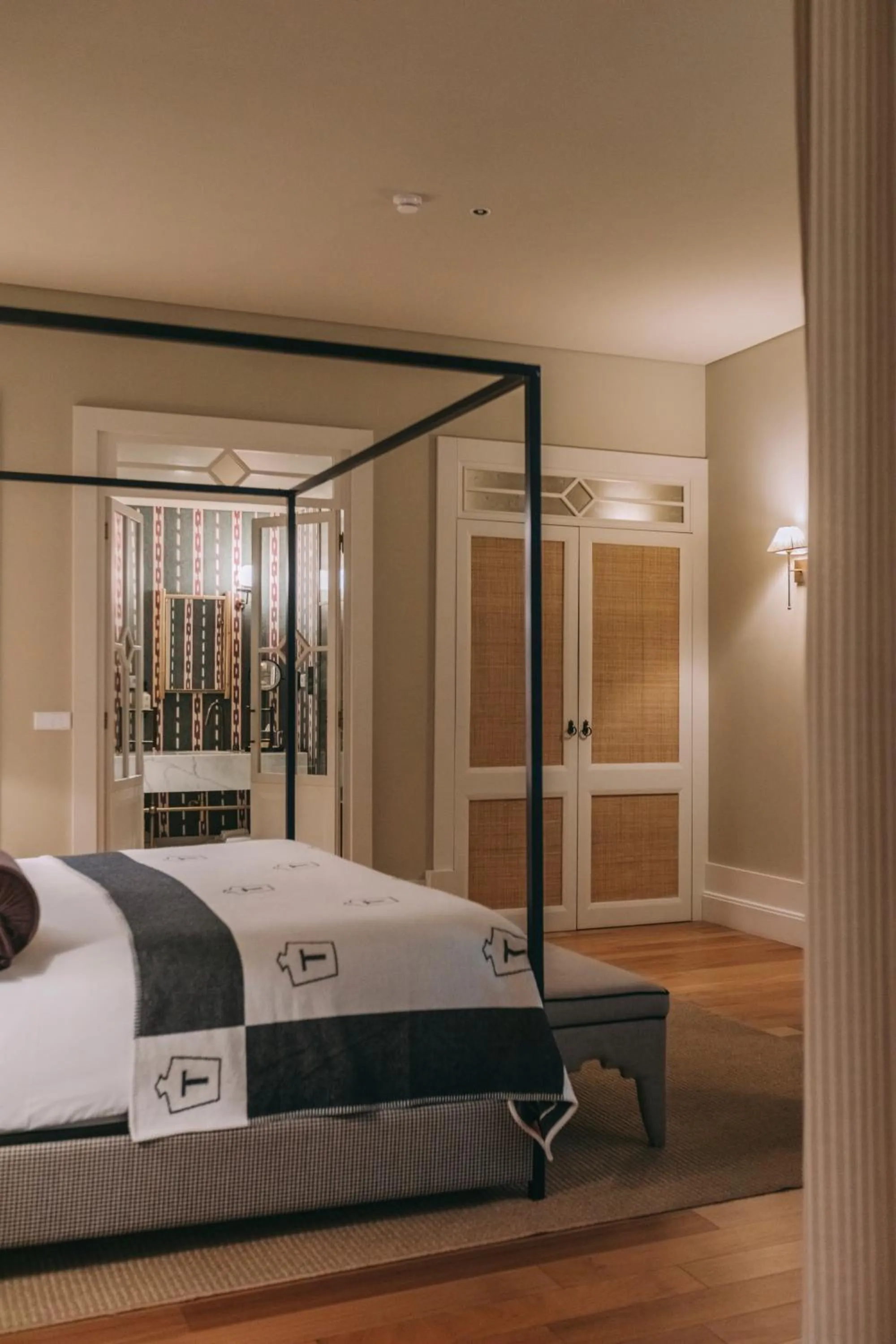 Bedroom, Bed in Torel Saboaria