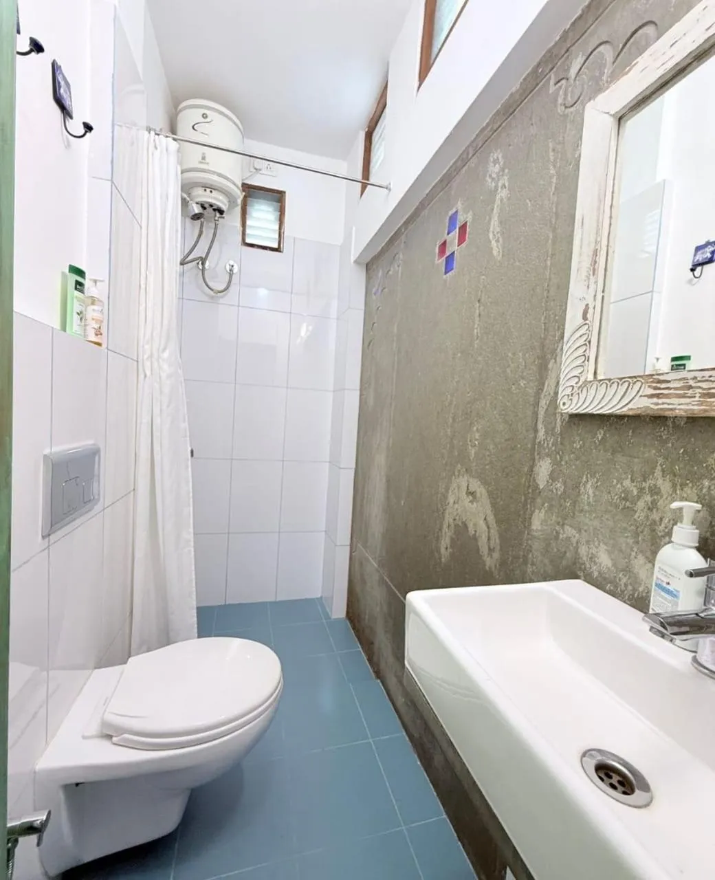 Shower in Little Garden Guest House