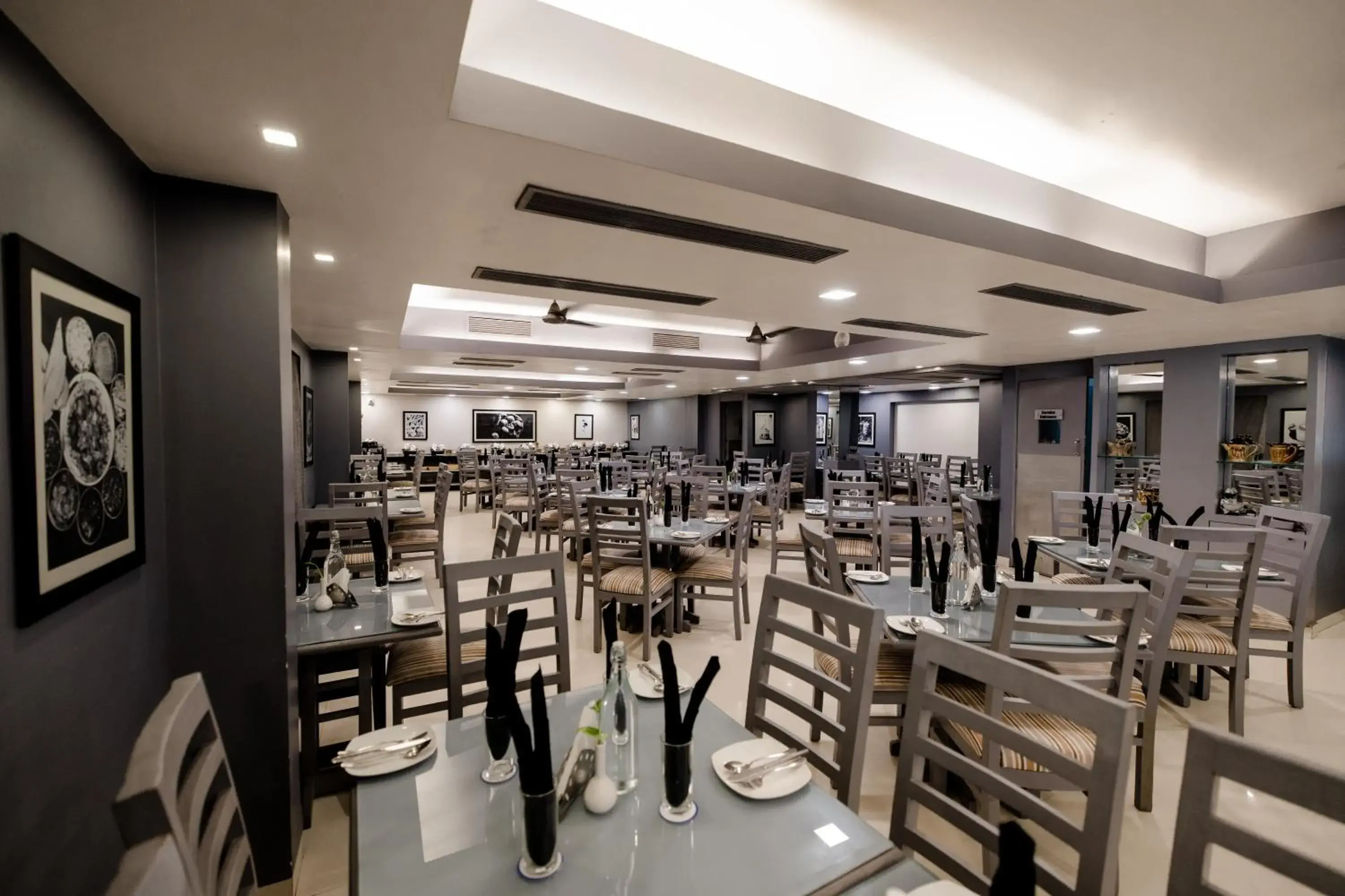 Restaurant/places to eat in Regenta Baywatch Resort, Goa Restaurant/places to eat in Regenta Baywatch Resort, Goa