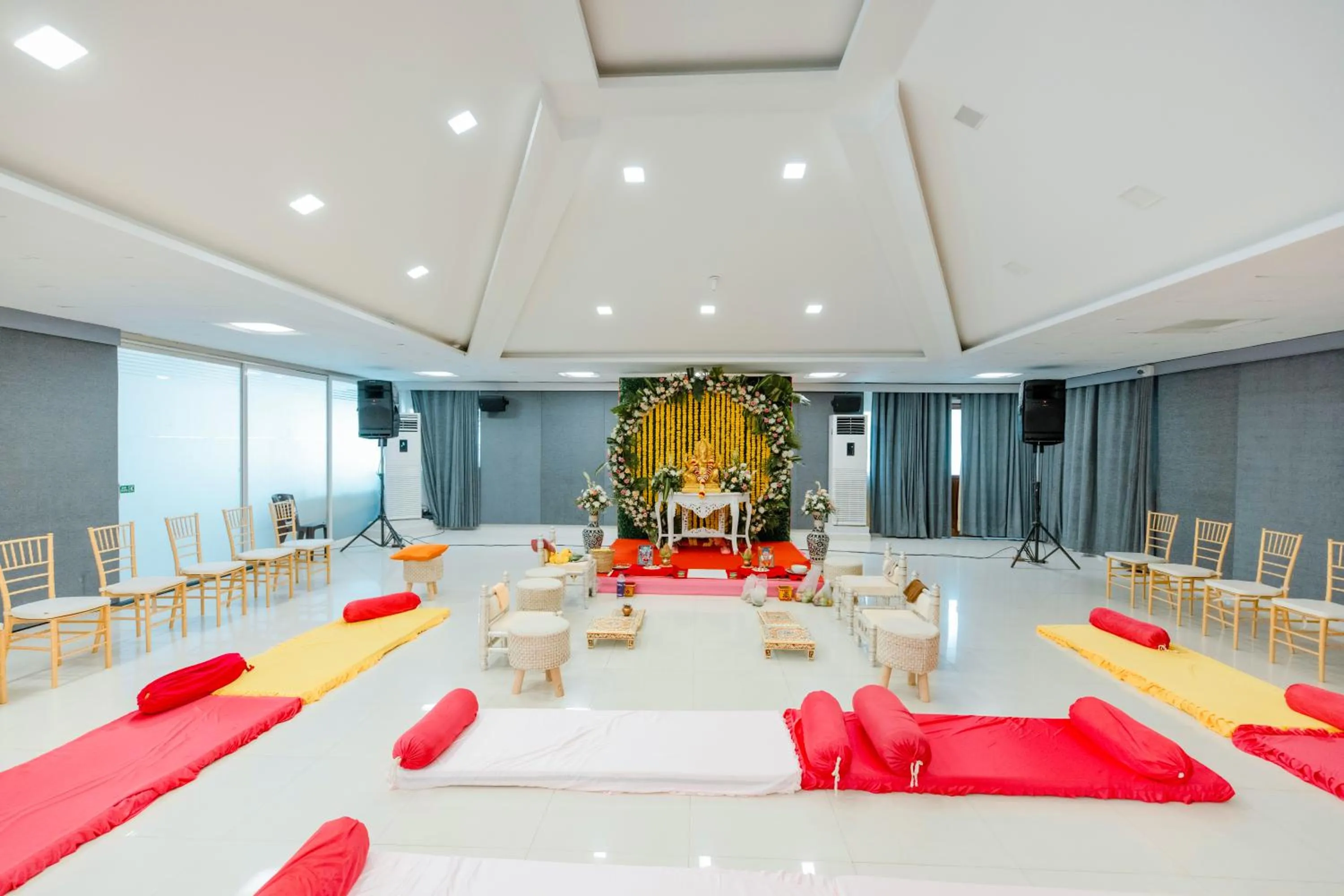 Banquet/Function facilities in Regenta Baywatch Resort, Goa