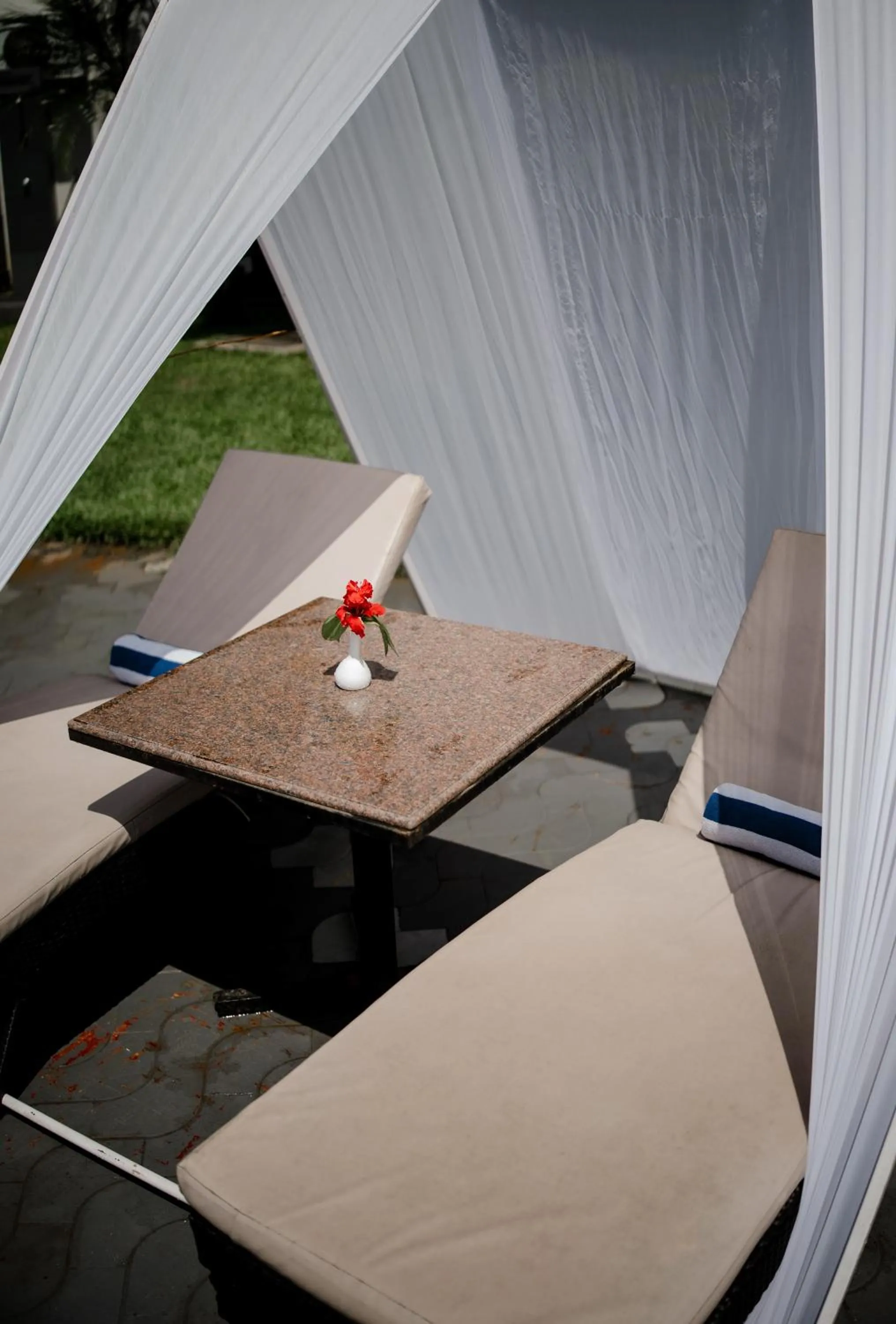 Swimming pool in Regenta Baywatch Resort, Goa