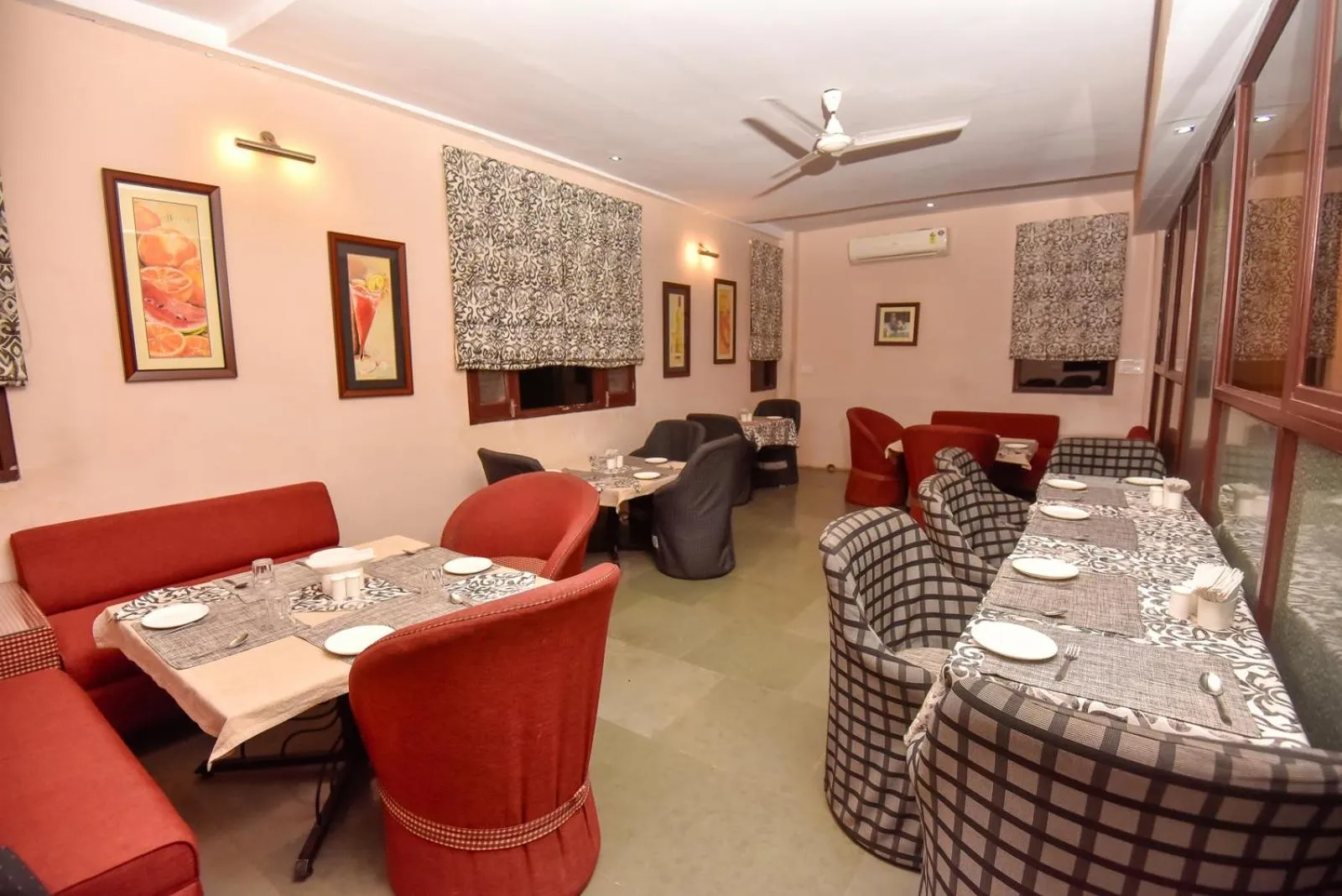 Restaurant/places to eat in Araliayas Resort & Spa