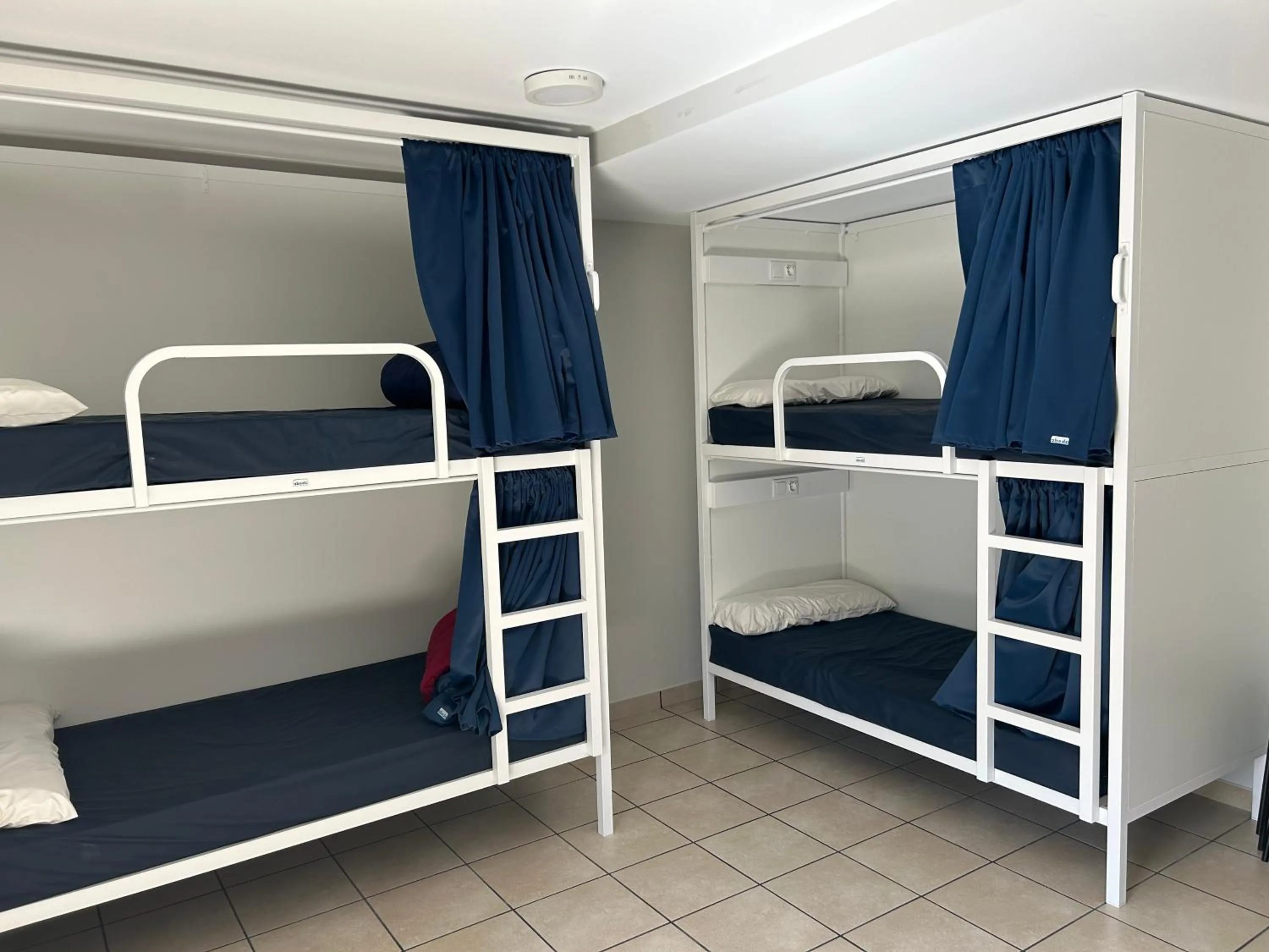 Bed in Albergue San Anton