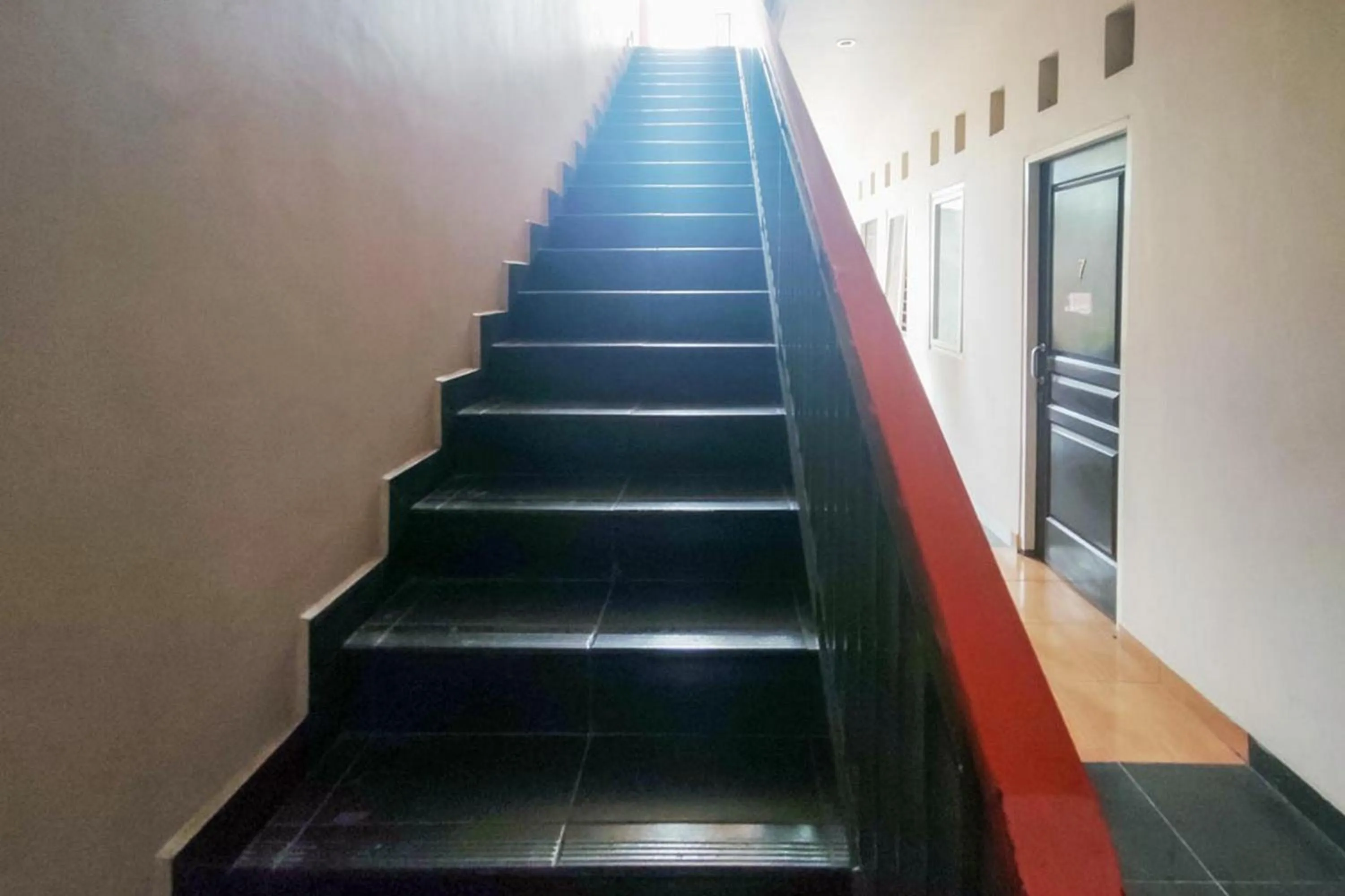 Chandra Graha Guesthouse Palu