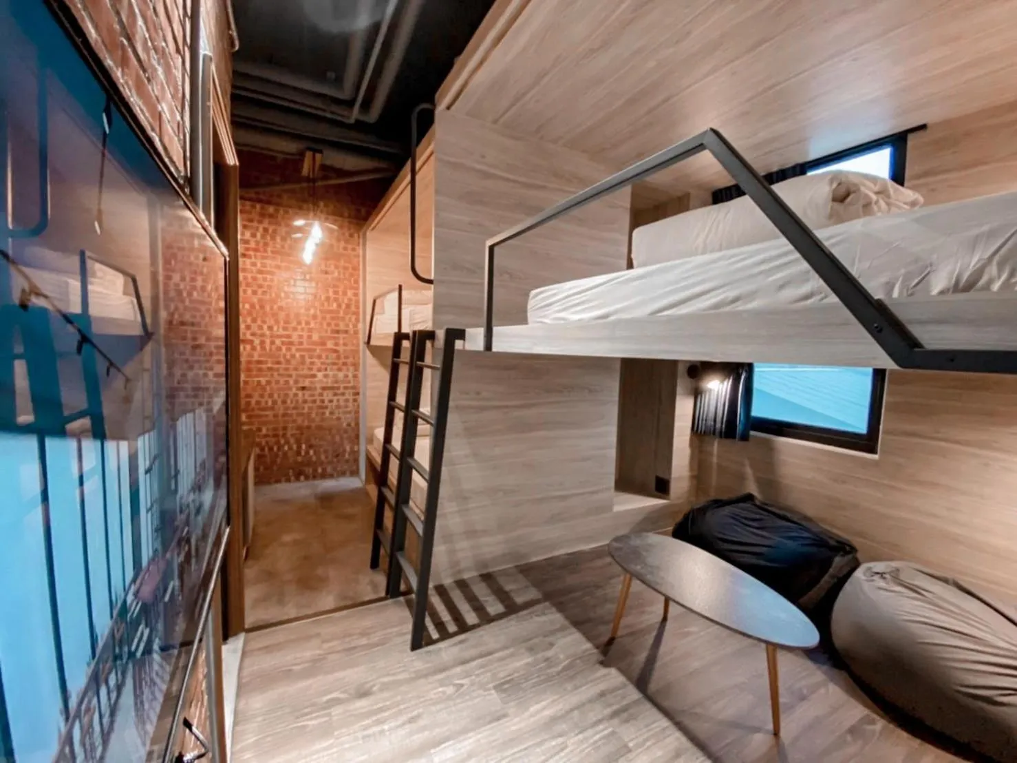 Photo of the whole room, Bed in Hotel Leisure Chiayi