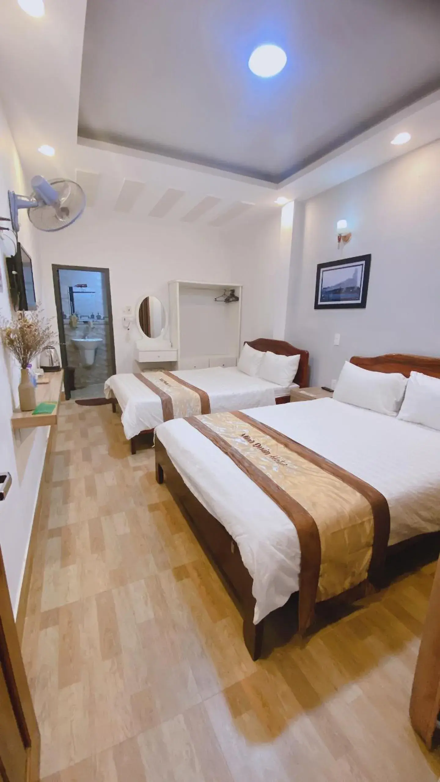 Photo of the whole room, Bed in Minh Quan Hotel Photo of the whole room, Bed in Minh Quan Hotel