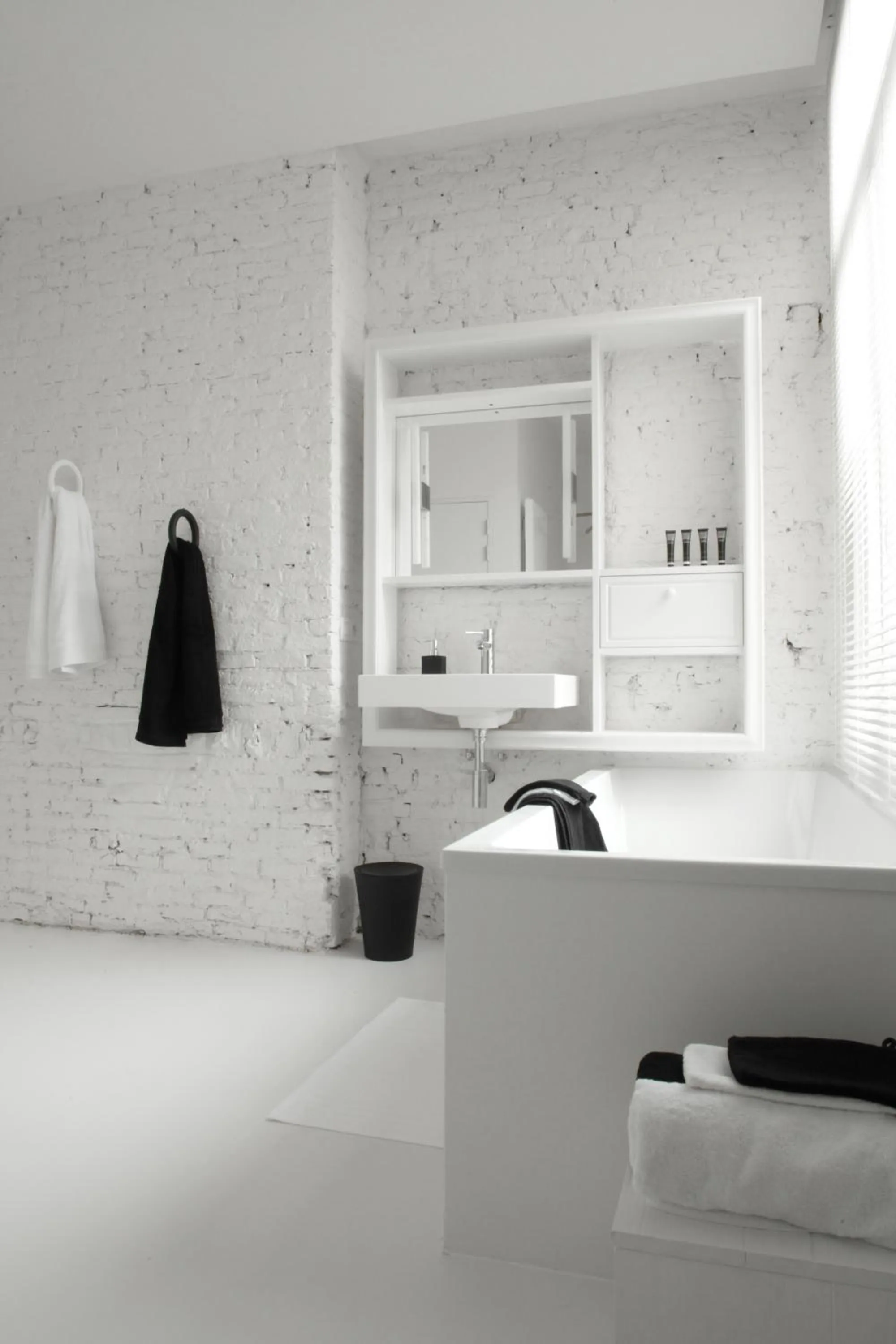 Bathroom in Maison Nationale City Flats & Suites