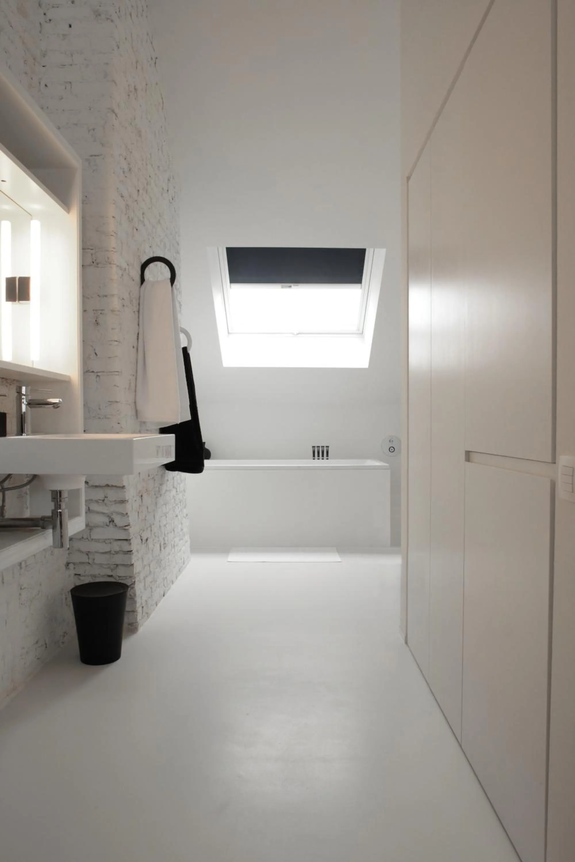 Bathroom in Maison Nationale City Flats & Suites