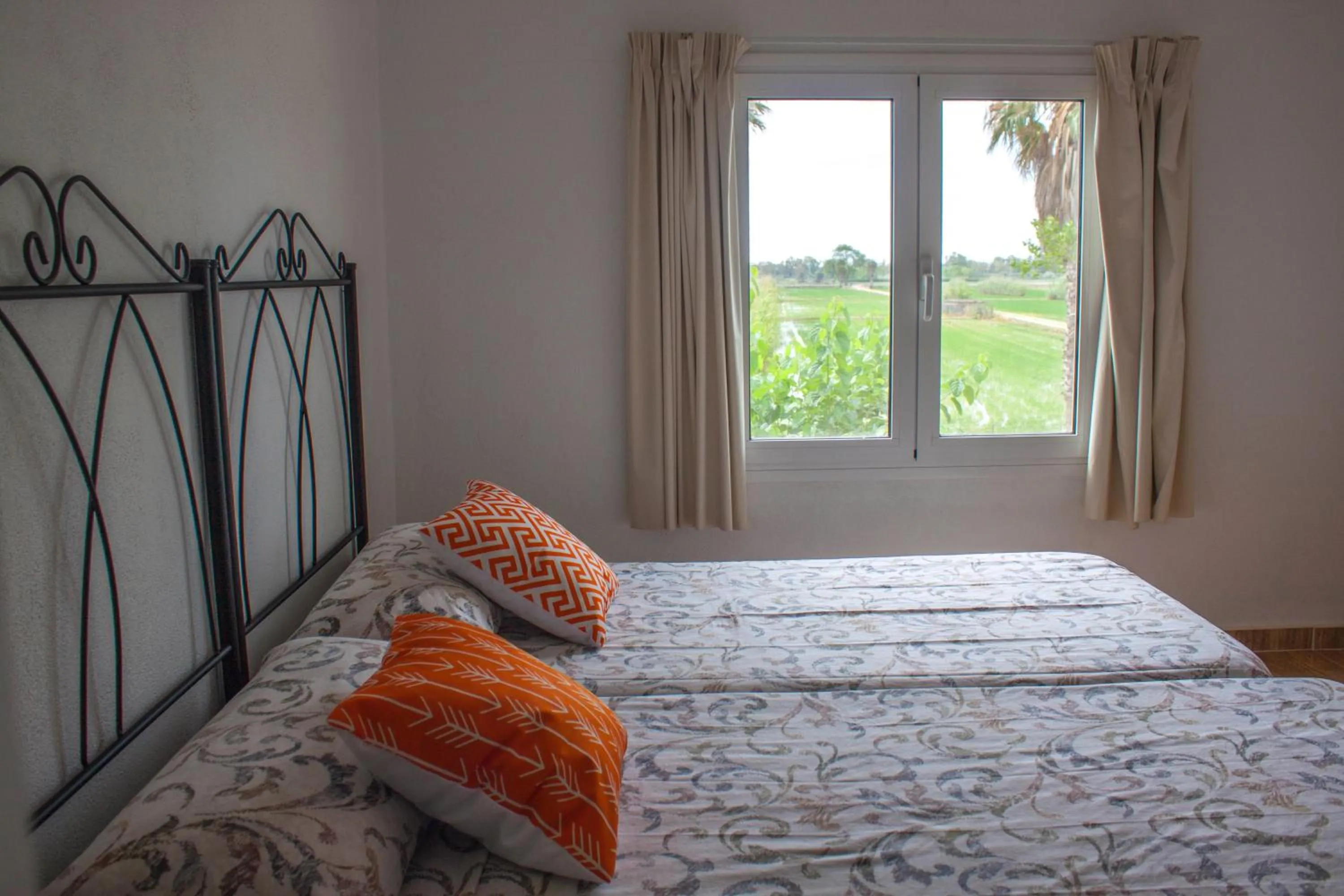 Bed in Paradise Ebro 2