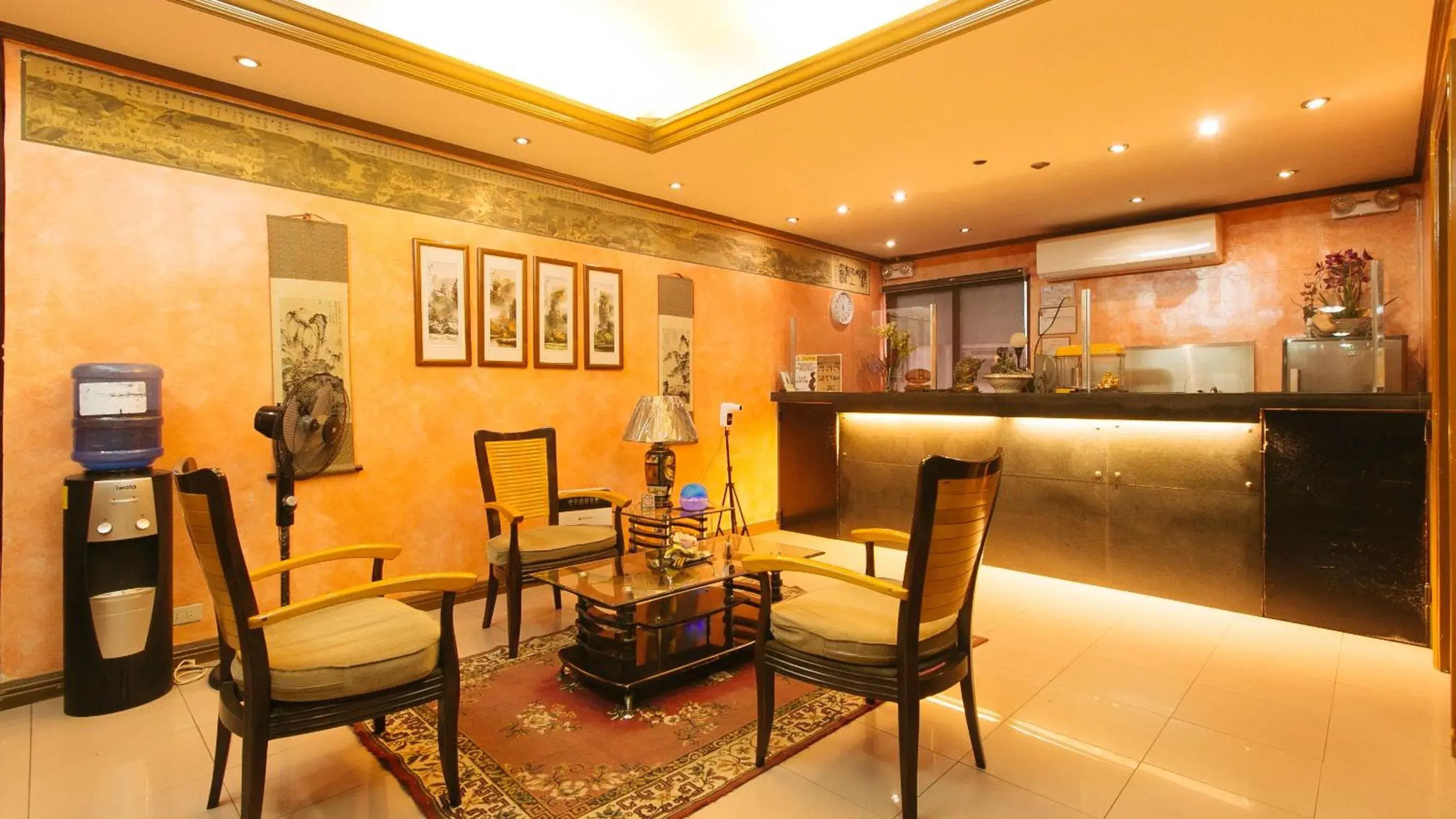 Lobby or reception in Peace Hotel by RedDoorz Lobby or reception in Peace Hotel by RedDoorz