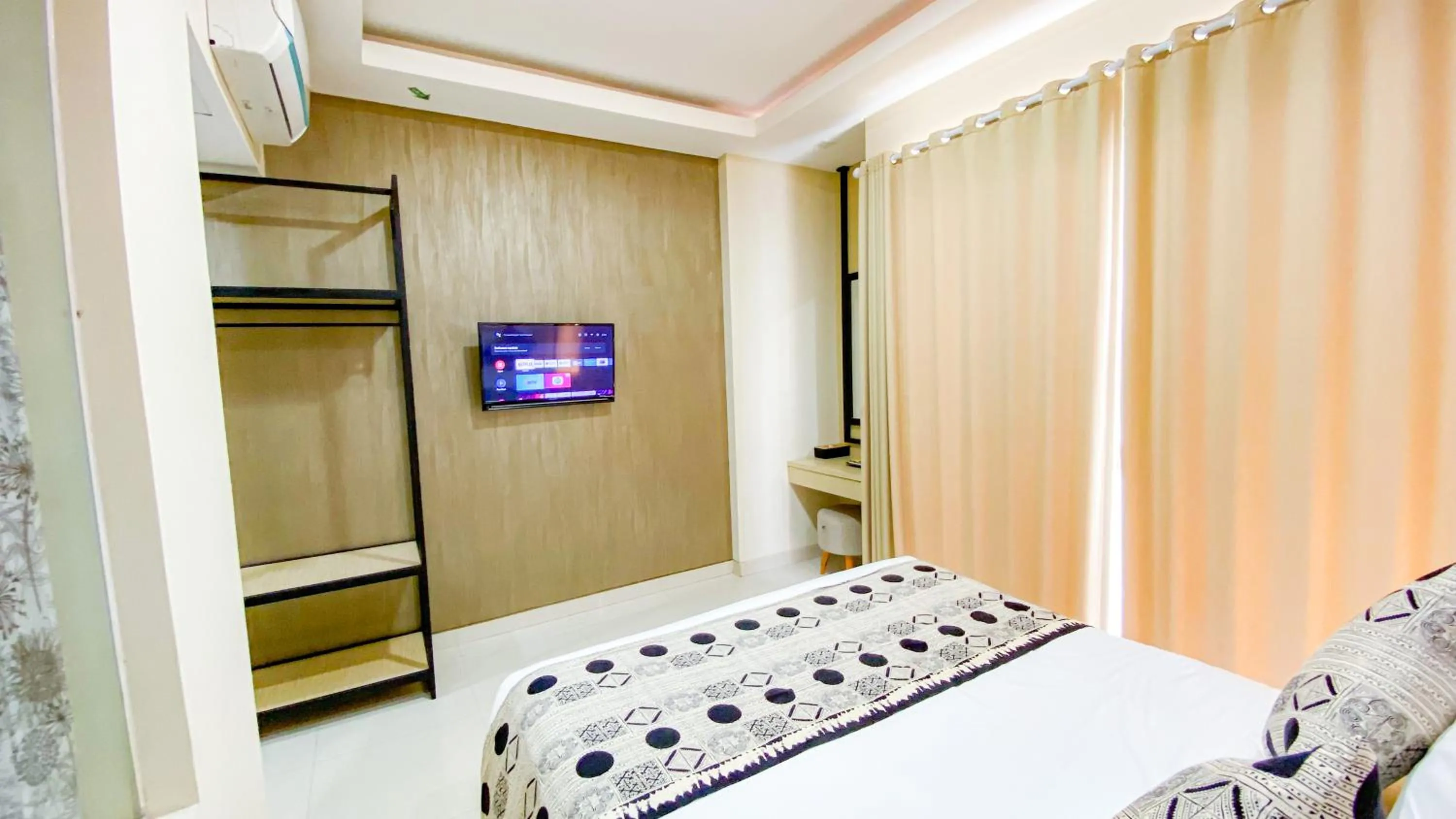 TV and multimedia, Bed in Ultimate Residence Bali