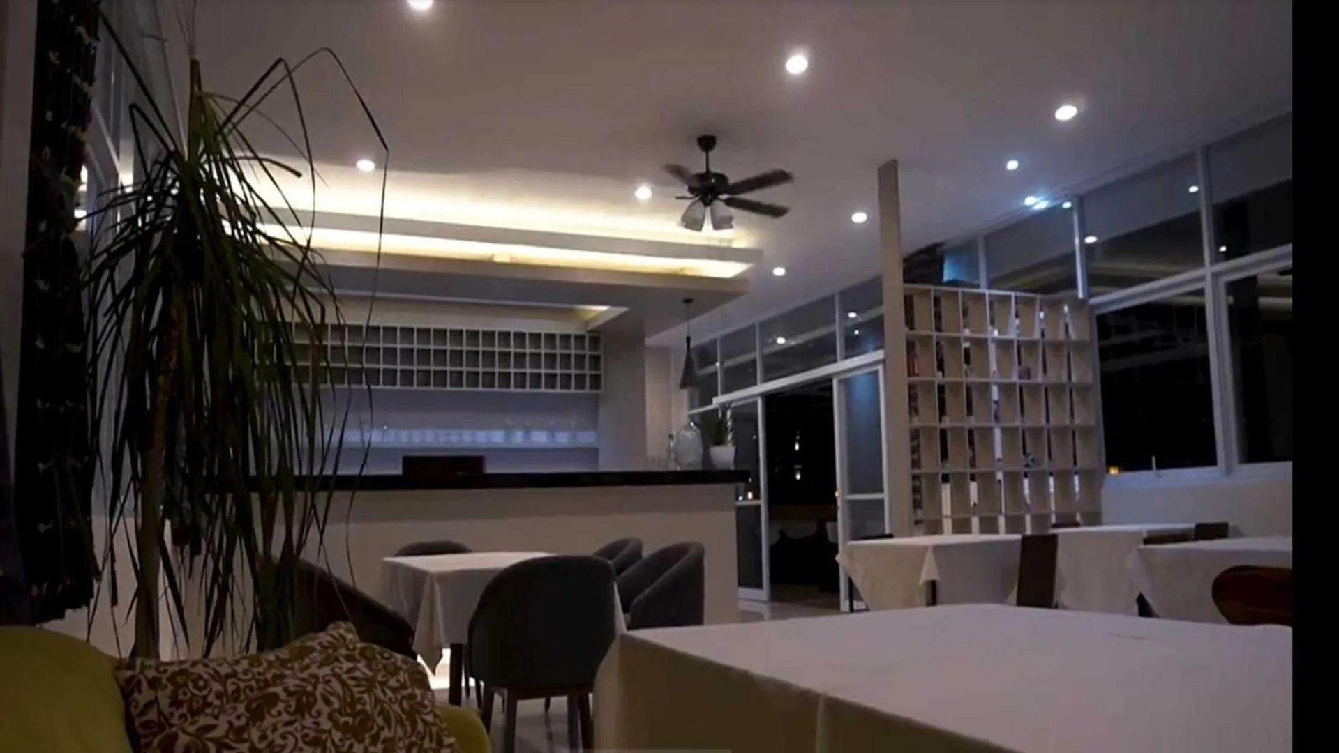 Restaurant/places to eat in Ultimate Residence Bali