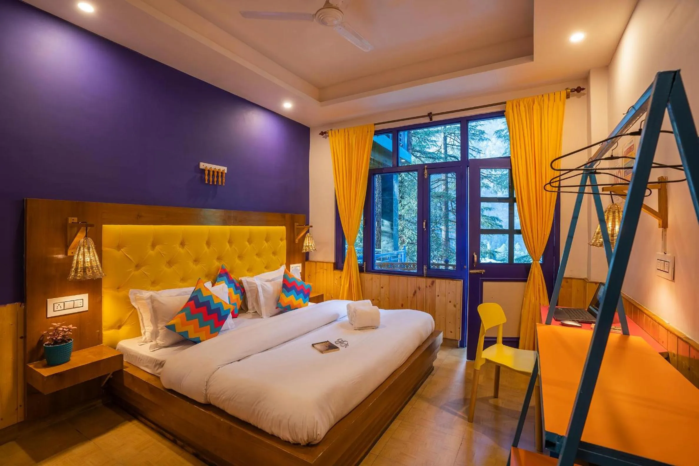 Bed in goSTOPS Kasol