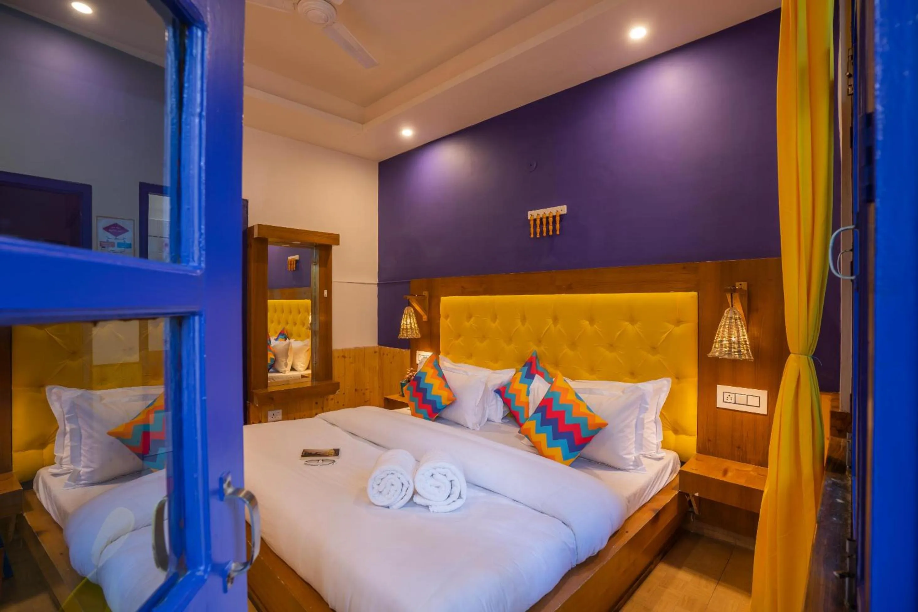 Bed in goSTOPS Kasol