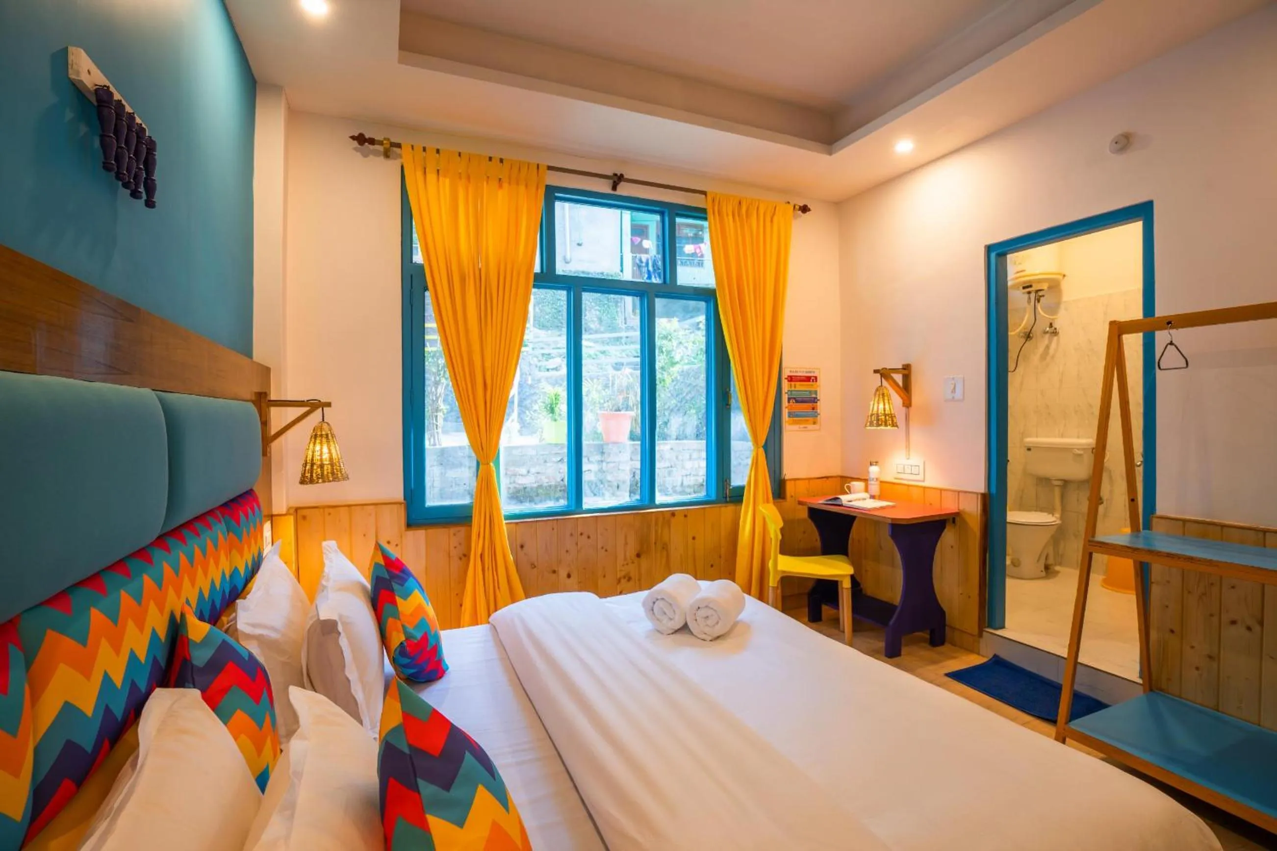 Bed in goSTOPS Kasol