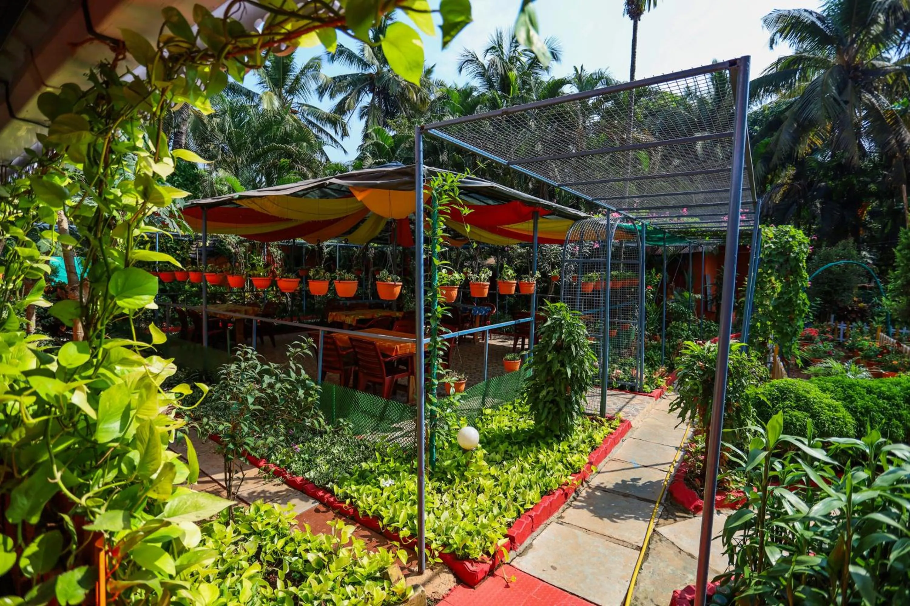 Garden in Hotel Failaka