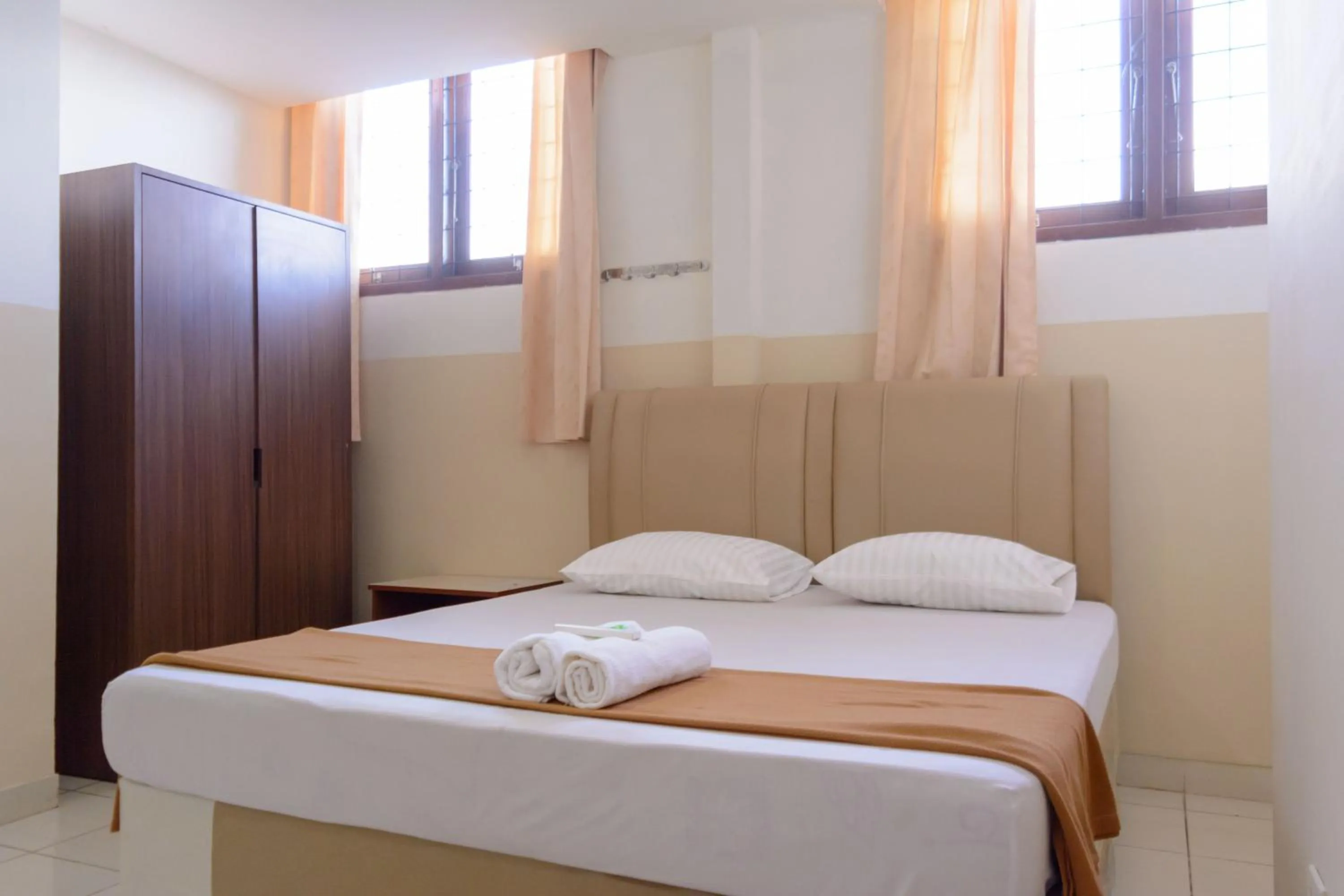 Photo of the whole room, Bed in Wisma Amandari