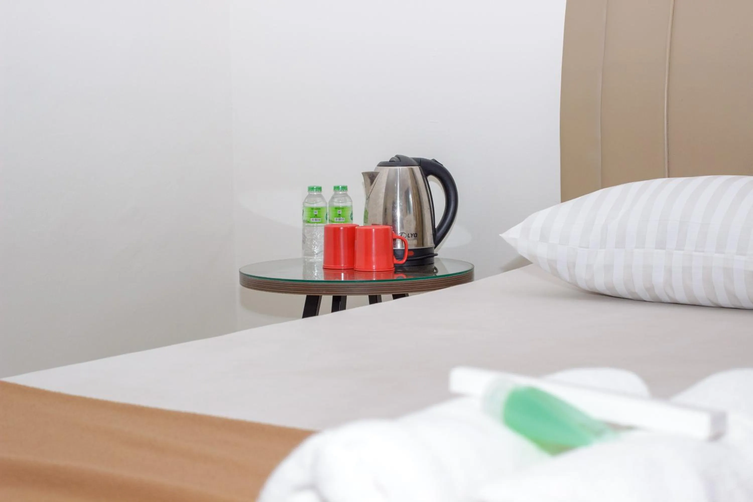 Coffee/tea facilities, Bed in Wisma Amandari