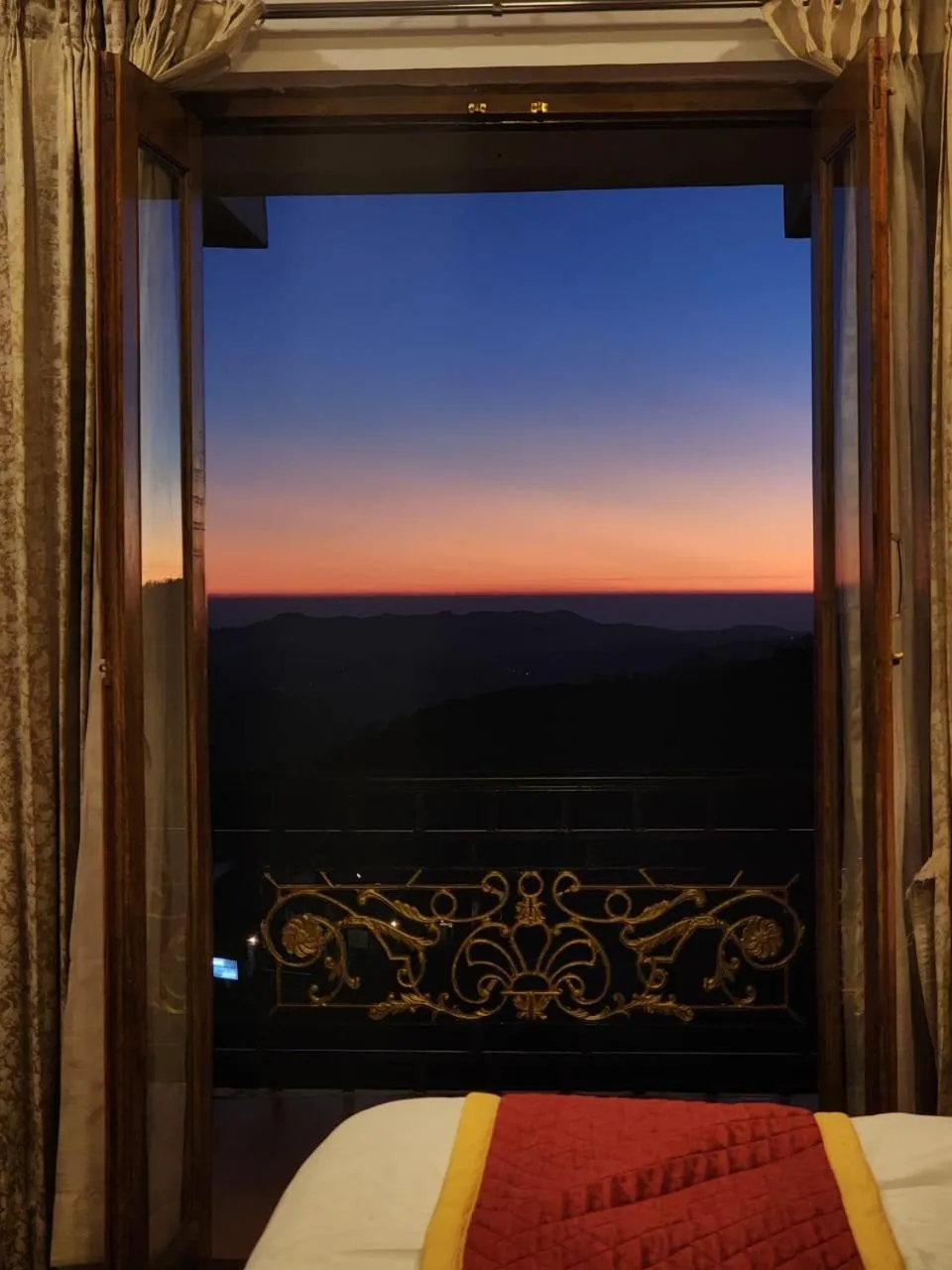 Bed in Vista Suites Doddabetta Ooty By Bestinn Leisure