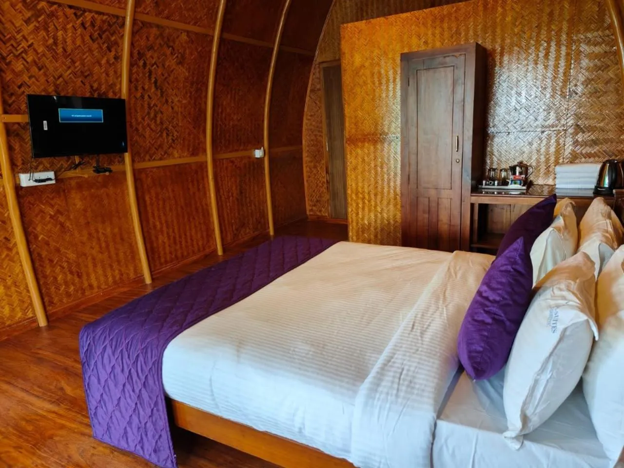 Bed in Vista Suites Doddabetta Ooty By Bestinn Leisure