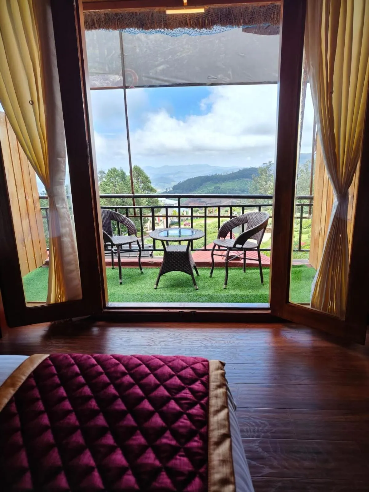 Balcony/Terrace in Vista Suites Doddabetta Ooty By Bestinn Leisure