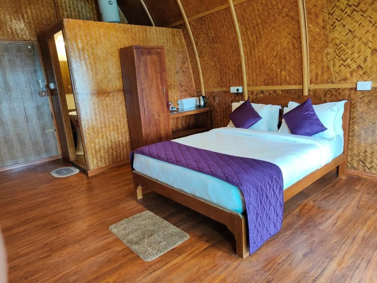 Bed in Vista Suites Doddabetta Ooty By Bestinn Leisure