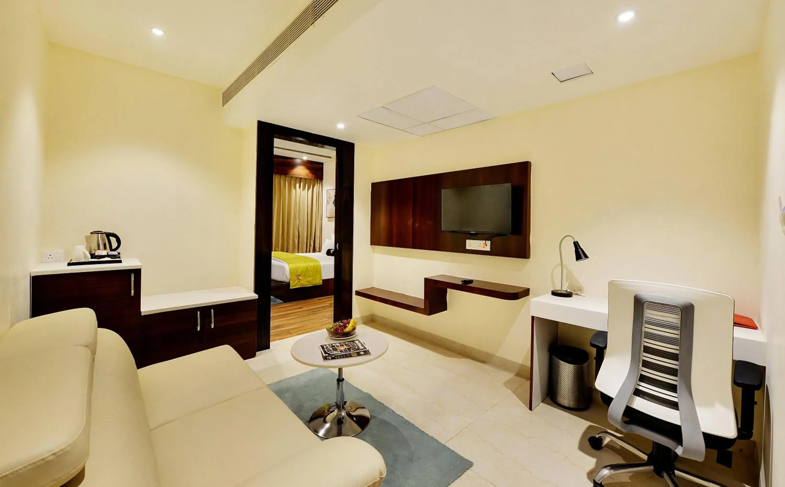 Junior Suite - single occupancy in Mastiff Select Gulbarga Hotel Junior Suite - single occupancy in Mastiff Select Gulbarga Hotel