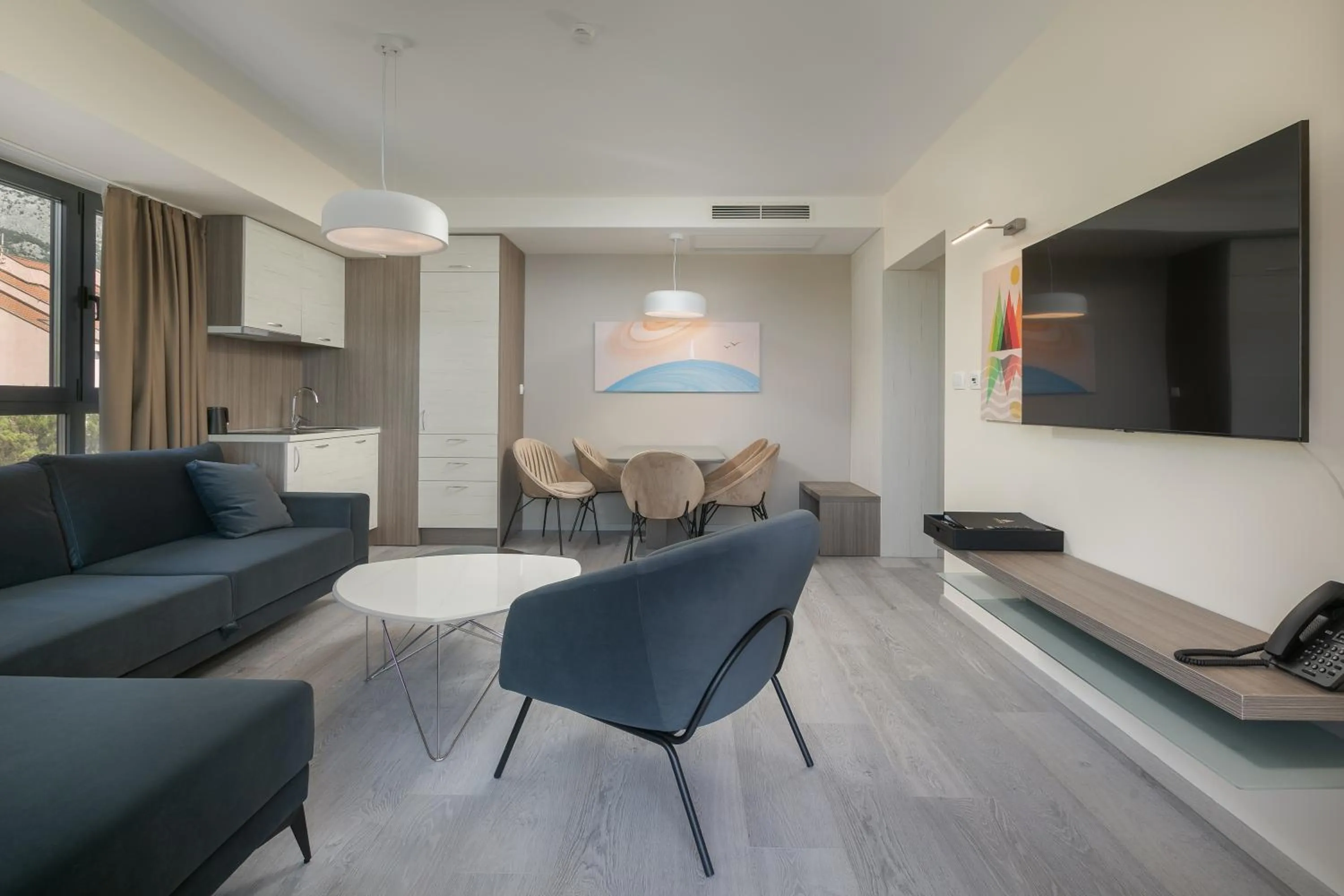 TV and multimedia in Hotel Antonio