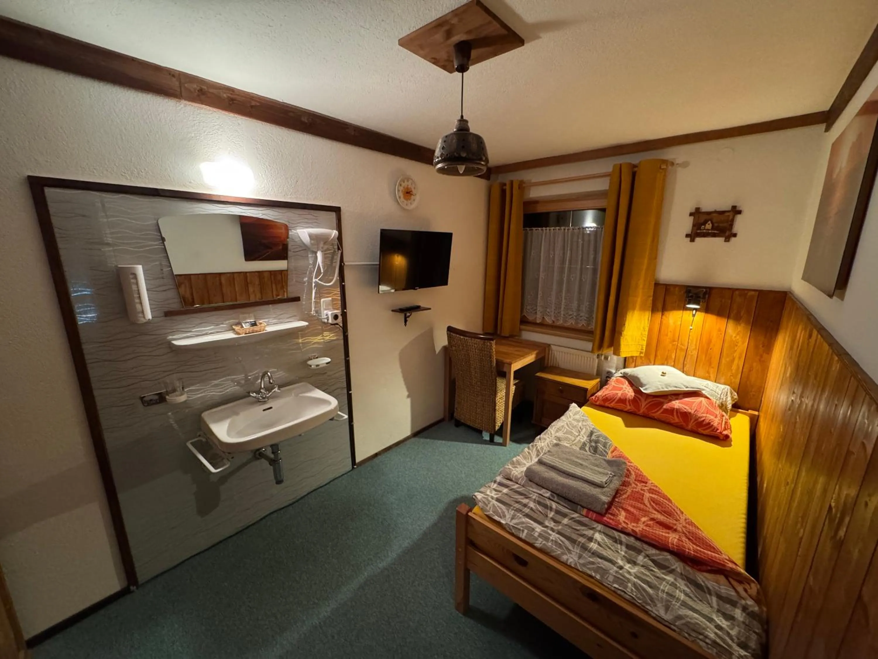 TV and multimedia, Bed in Haus Fiegl