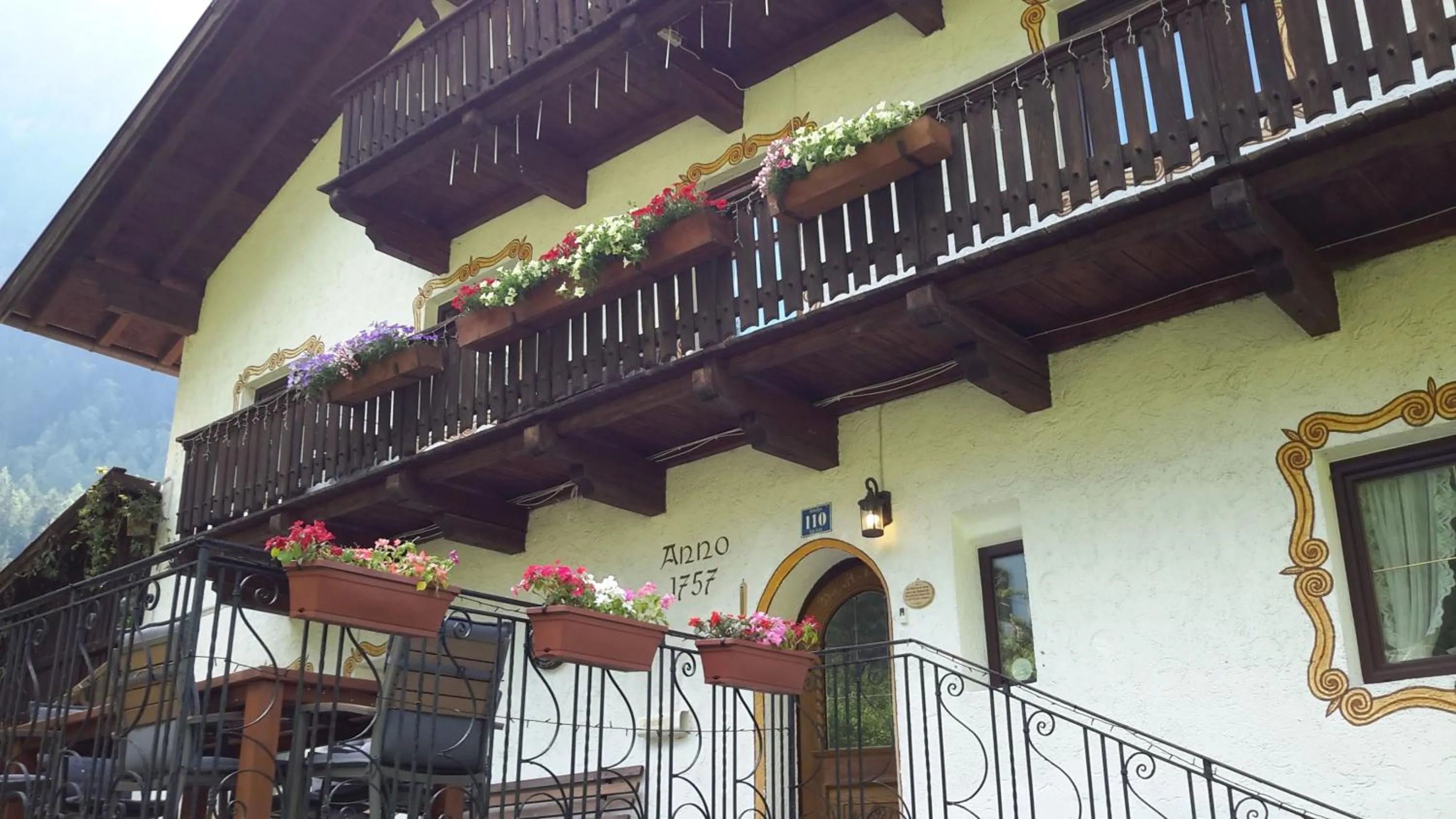 Property building in Haus Fiegl