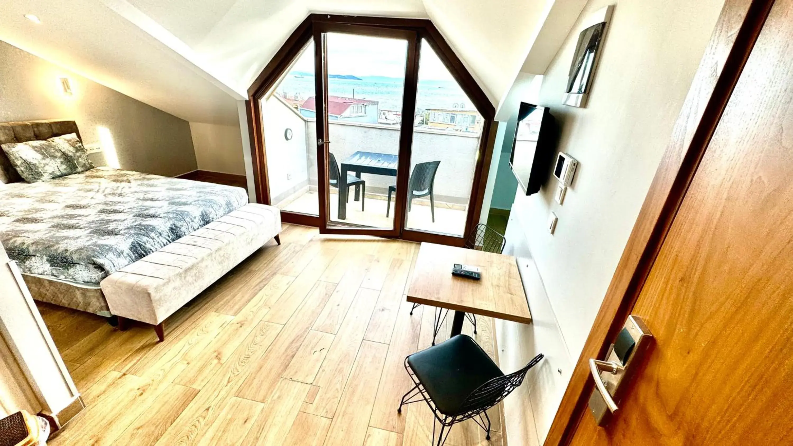 Communal lounge/ TV room, Bed in Seven Studıos Sultanahmet Communal lounge/ TV room, Bed in Seven Studıos Sultanahmet