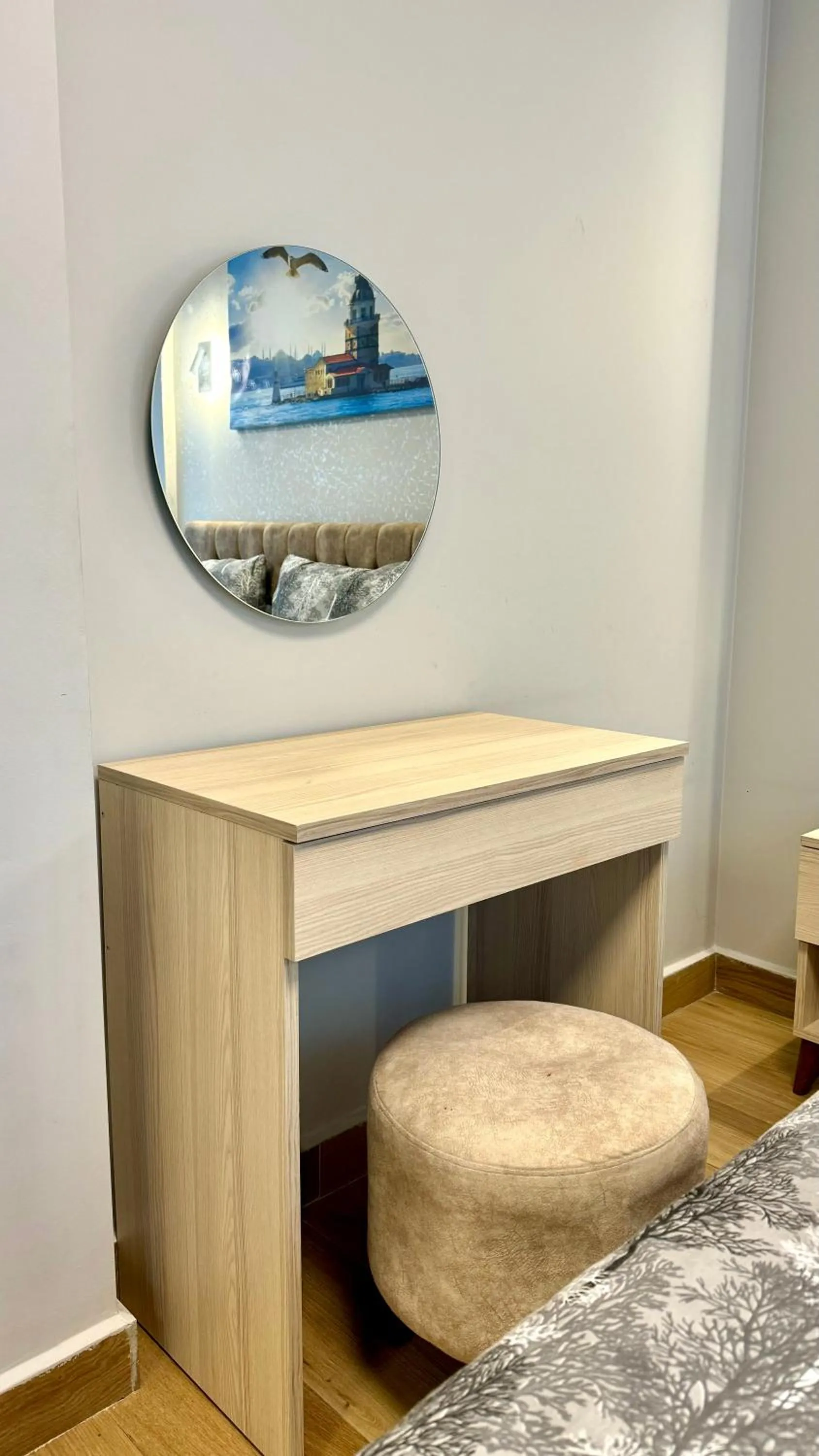 hair dresser in Seven Studıos Sultanahmet