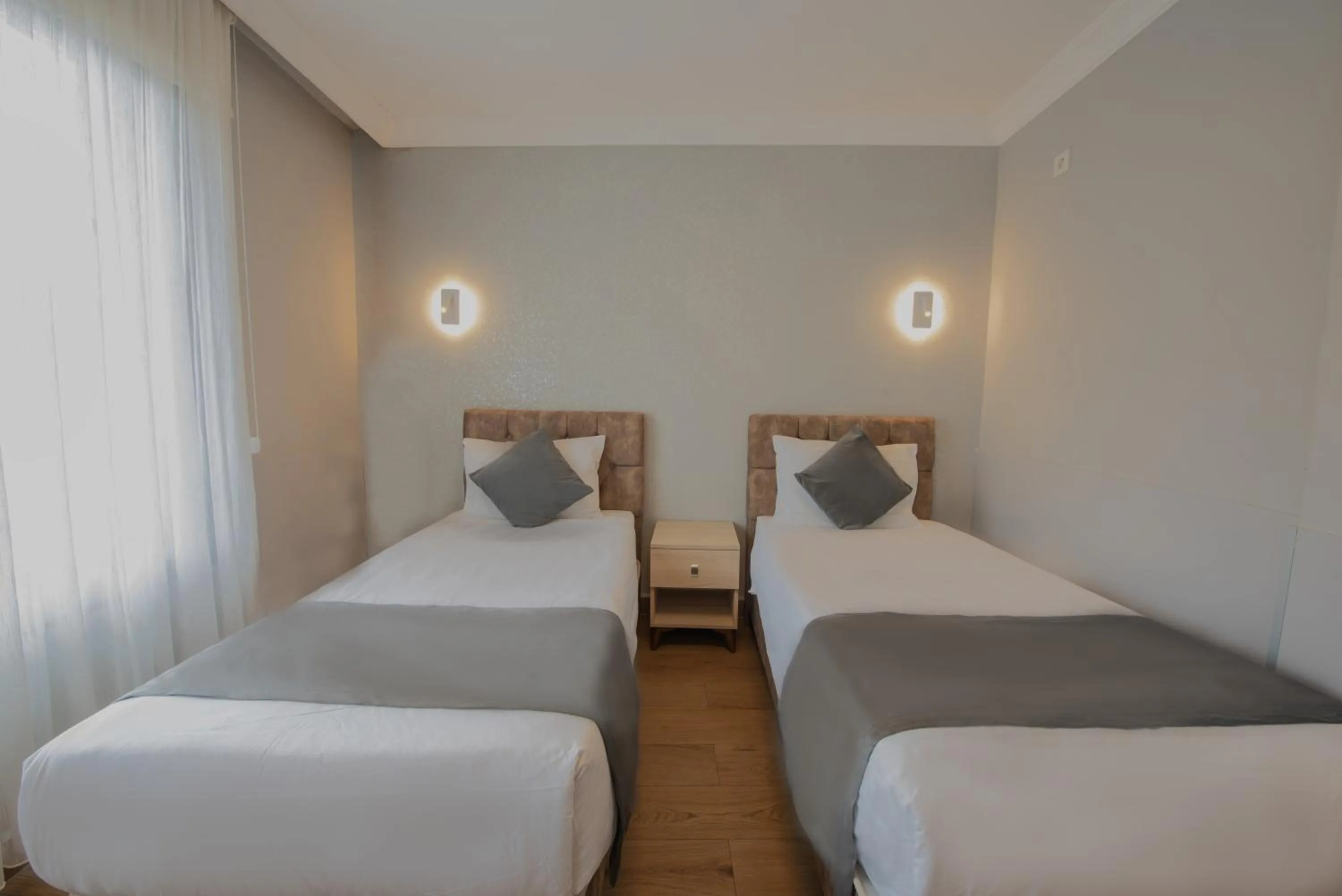 Photo of the whole room, Bed in Seven Studıos Sultanahmet