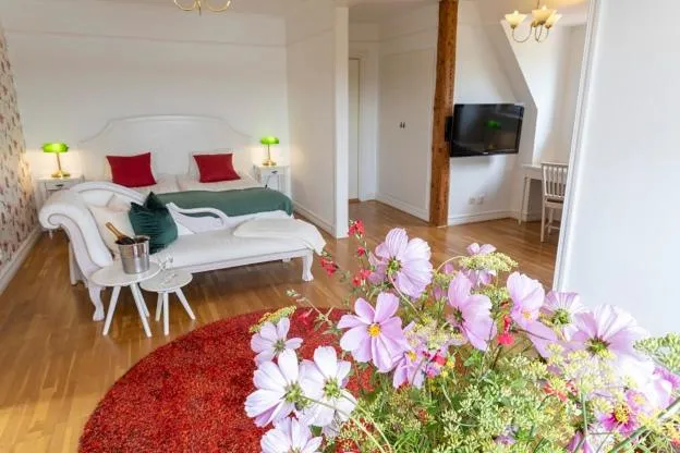 Photo of the whole room, Bed in Möckelsnäs Herrgård