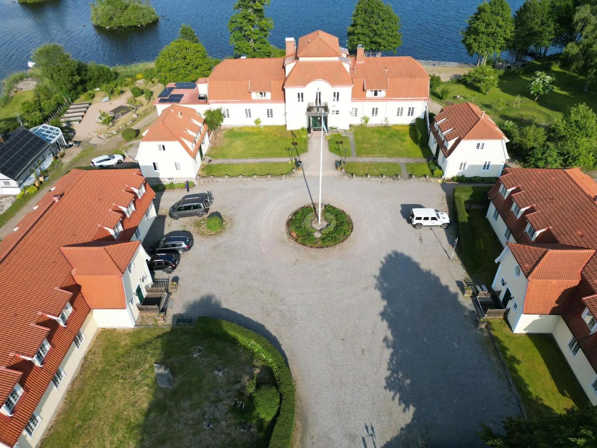 Property building in Möckelsnäs Herrgård