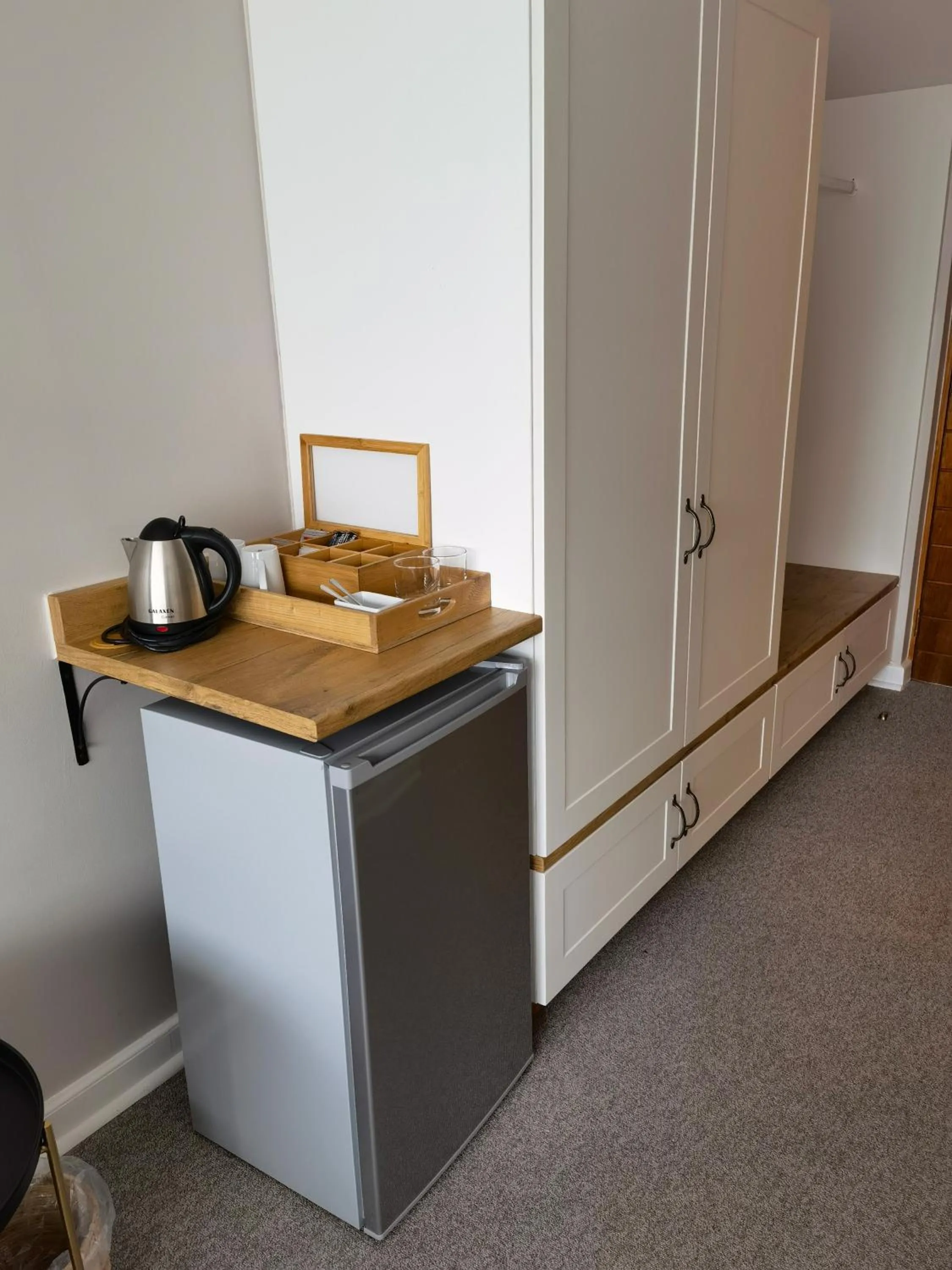 Bedroom in Avoca Vale Country Hotel