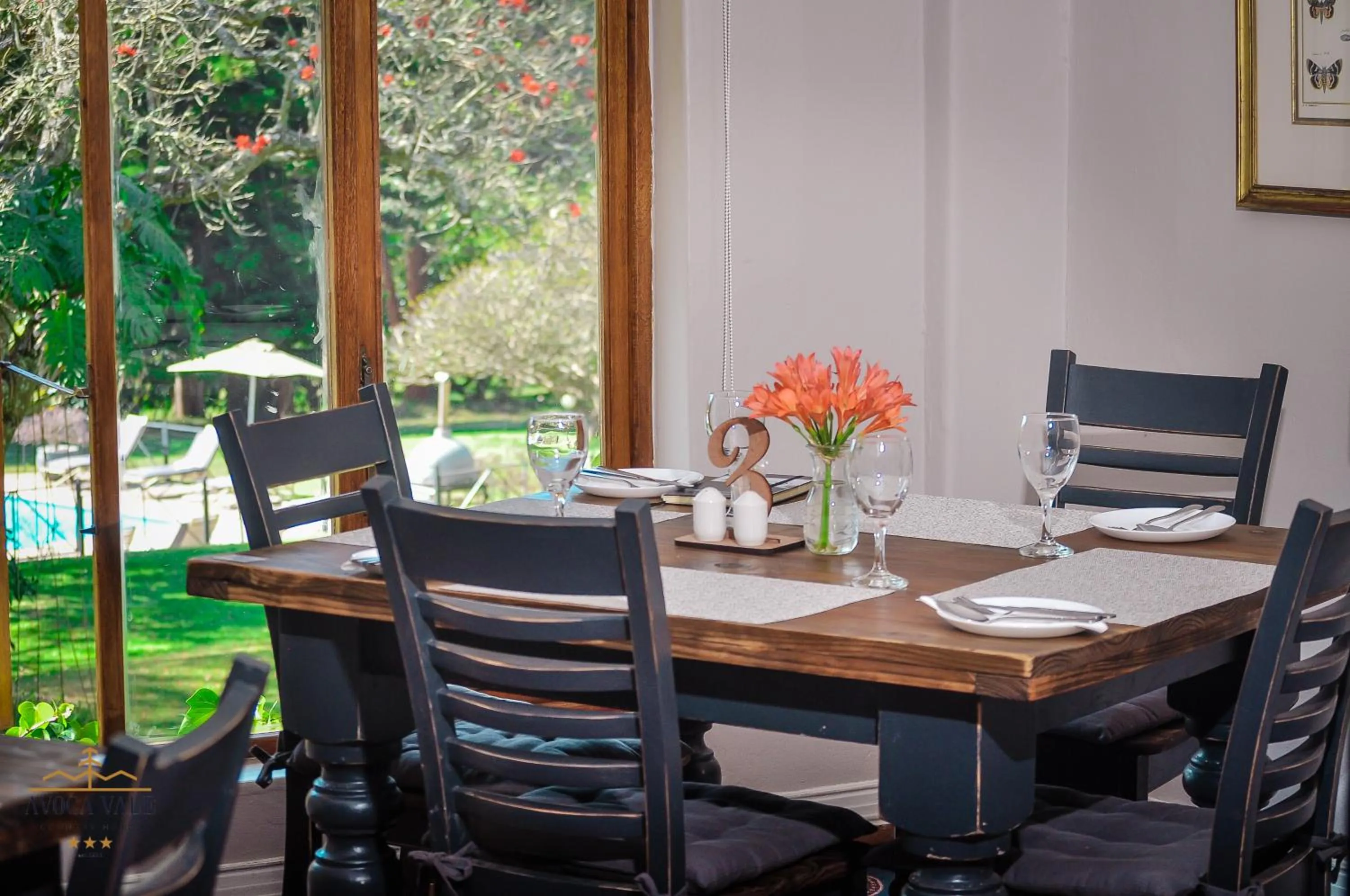 Restaurant/places to eat in Avoca Vale Country Hotel