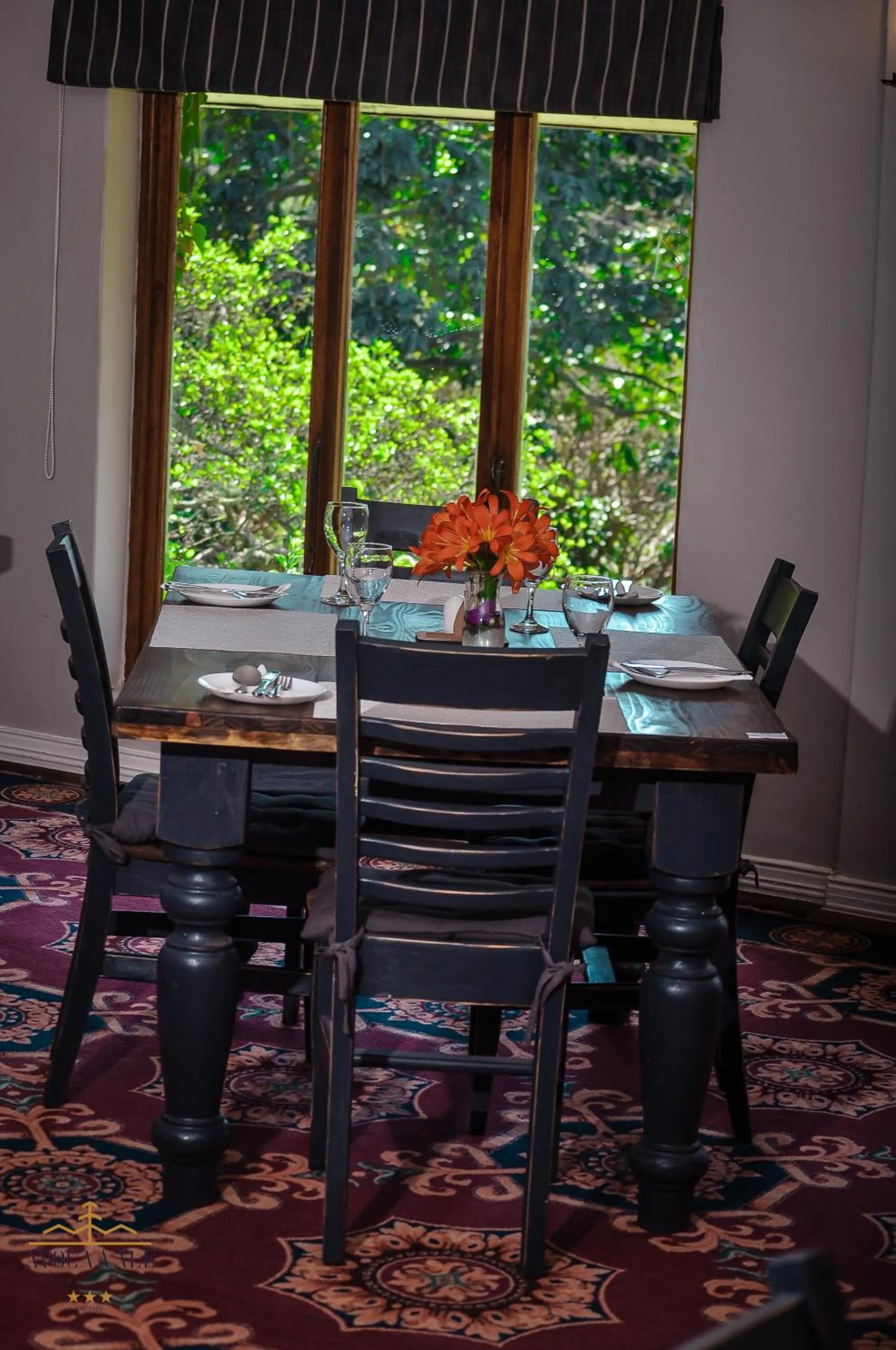 Mountain view in Avoca Vale Country Hotel