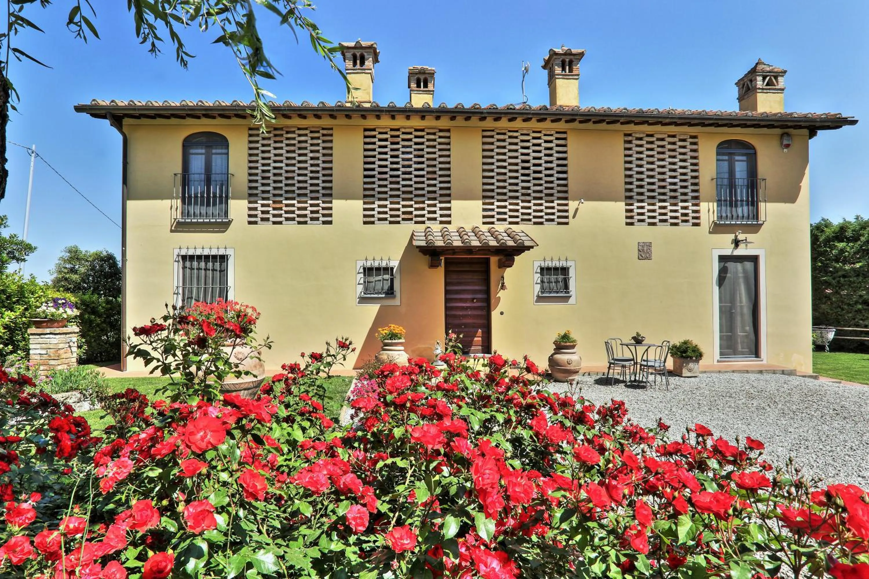 Facade/entrance in Villa Antica Sosta Renai