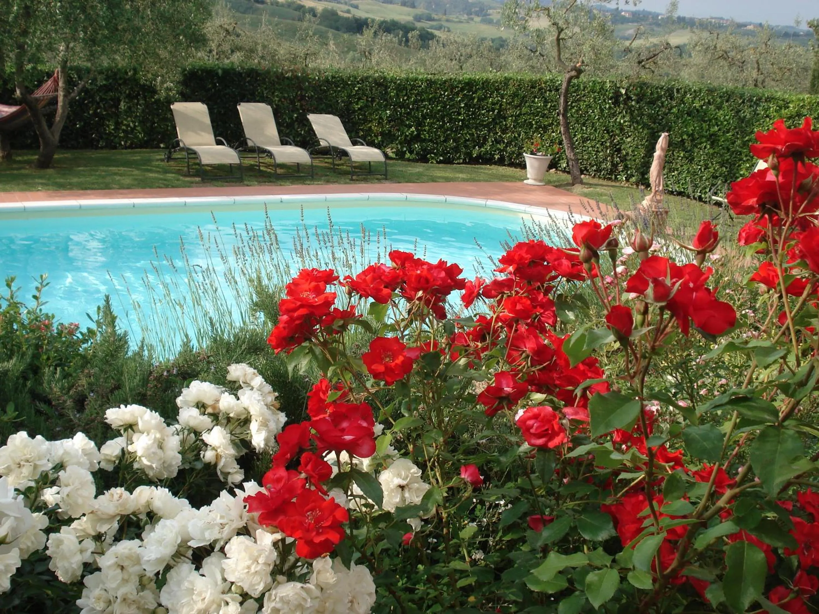 Summer in Villa Antica Sosta Renai