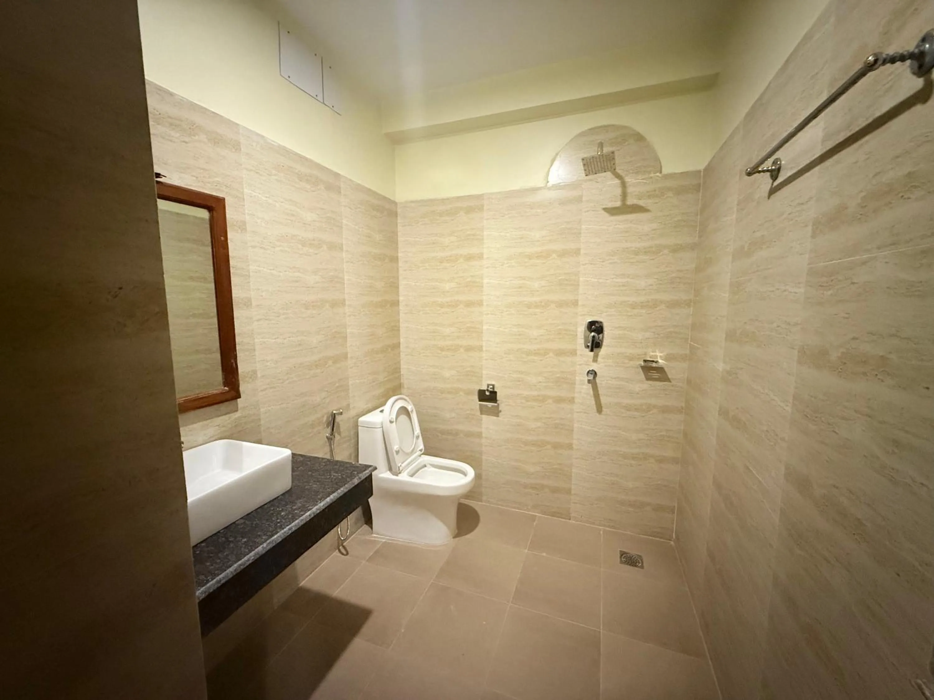 Shower in Jungle Safari Resort