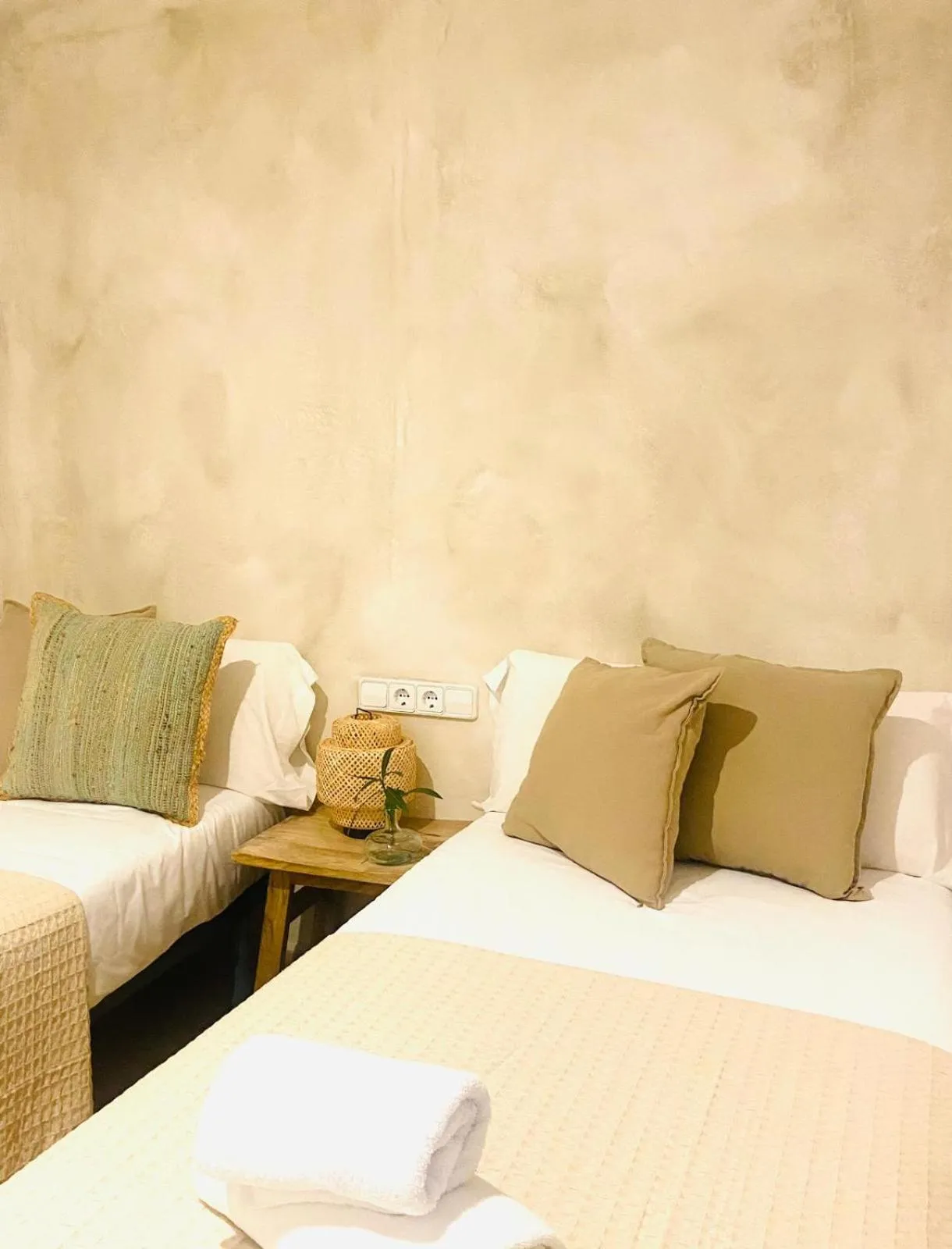 Bedroom, Bed in Hostal Es Niu de Tamariu