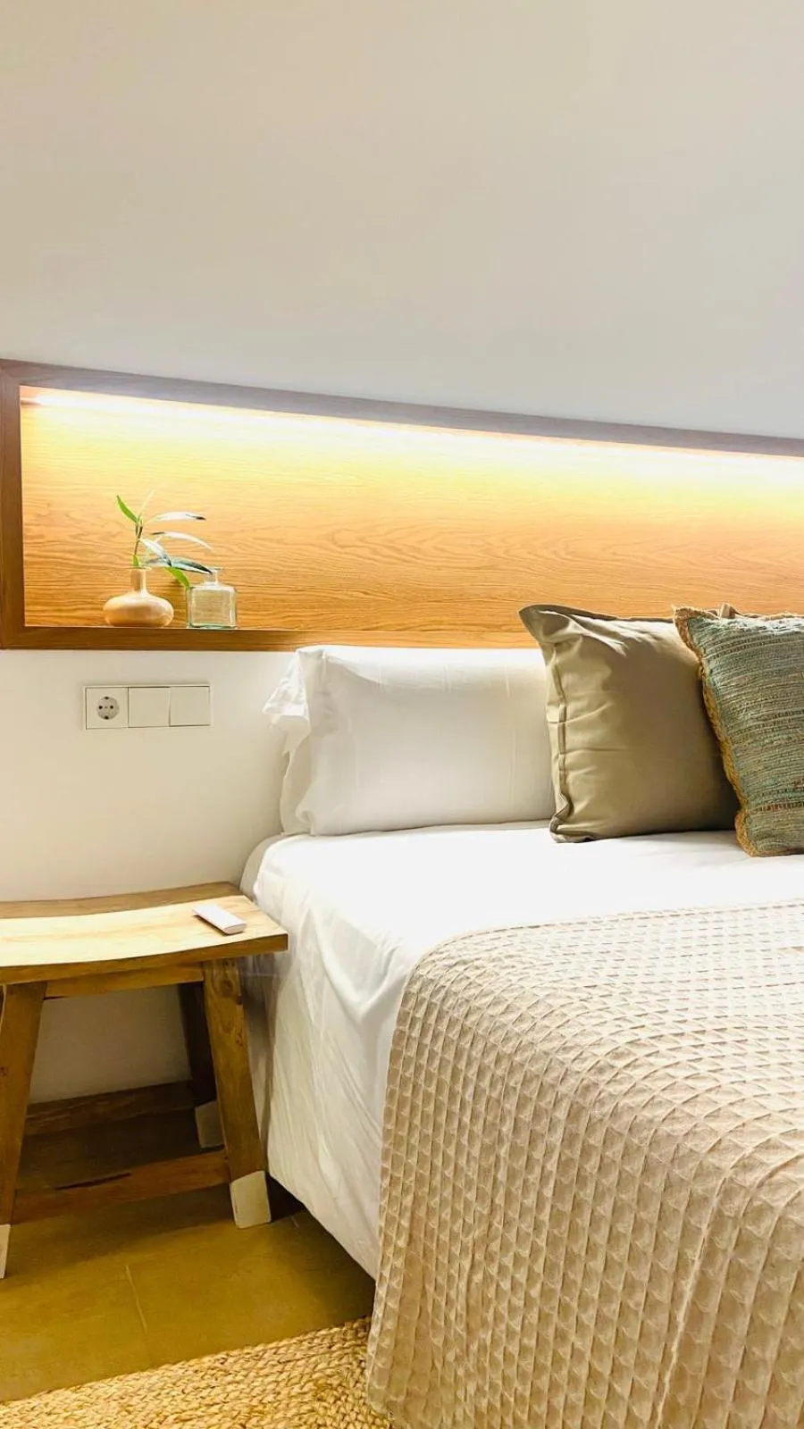 Bedroom, Bed in Hostal Es Niu de Tamariu