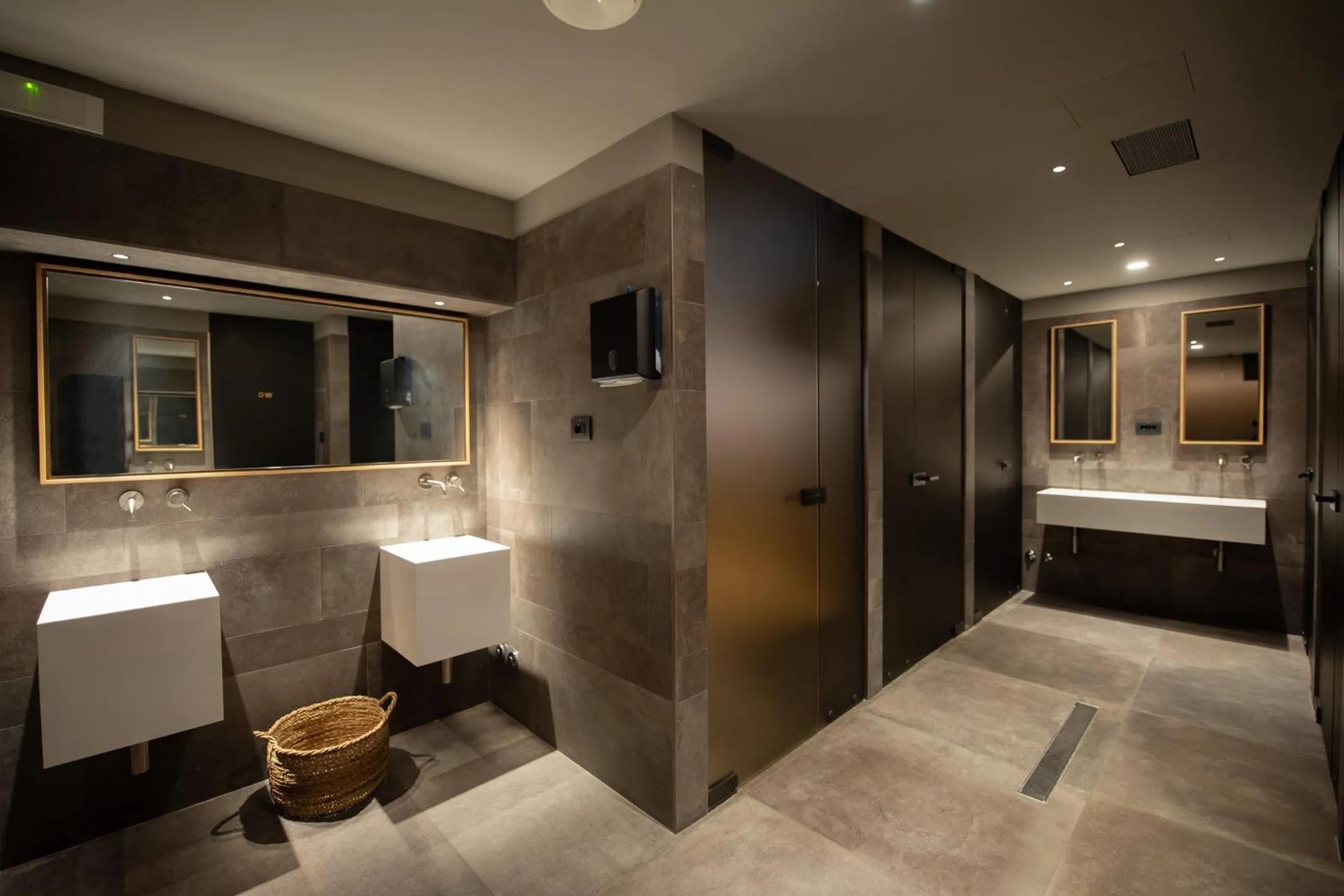 Spa and wellness centre/facilities in Gold Tower Lifestyle Hotel