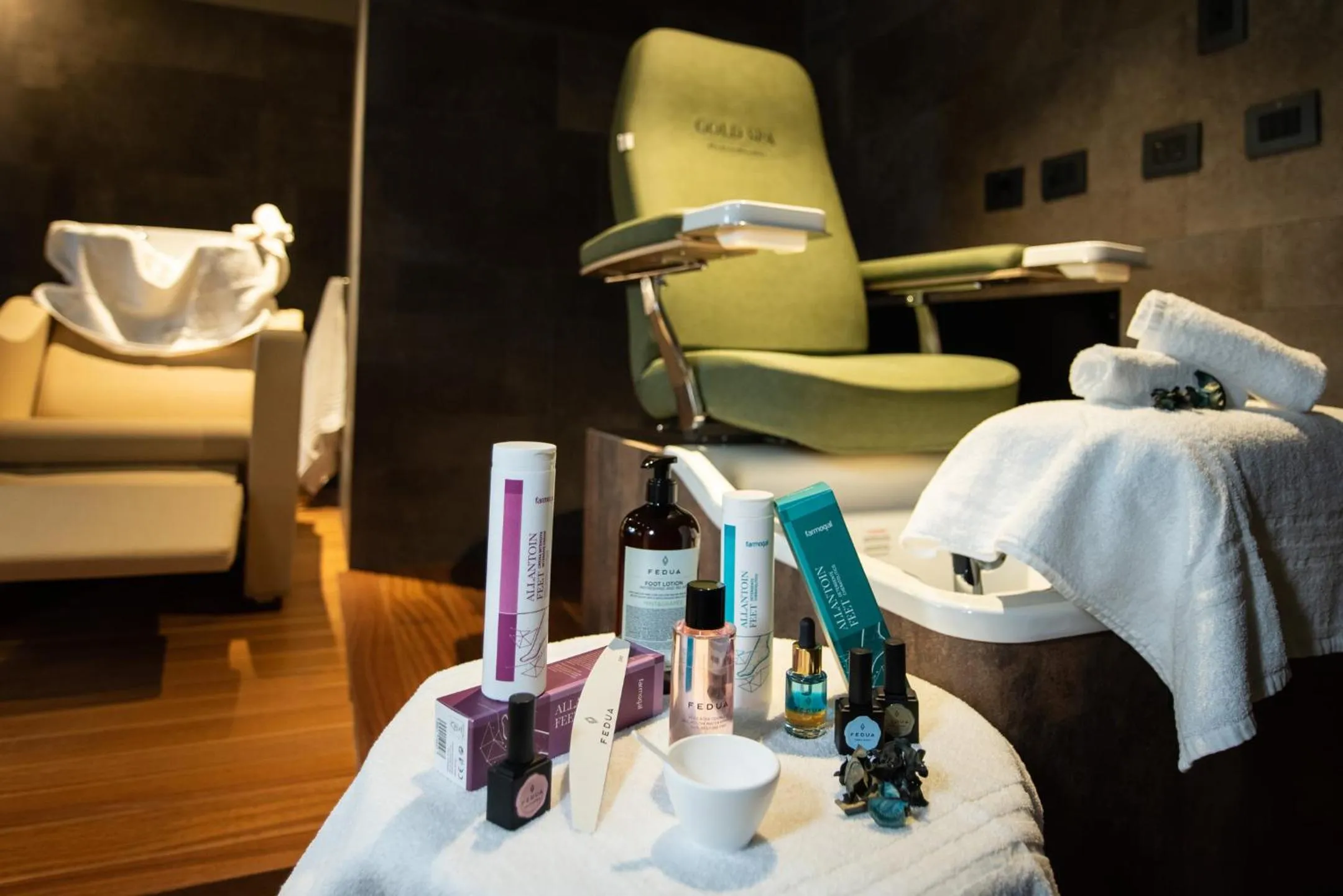 Spa and wellness centre/facilities in Gold Tower Lifestyle Hotel