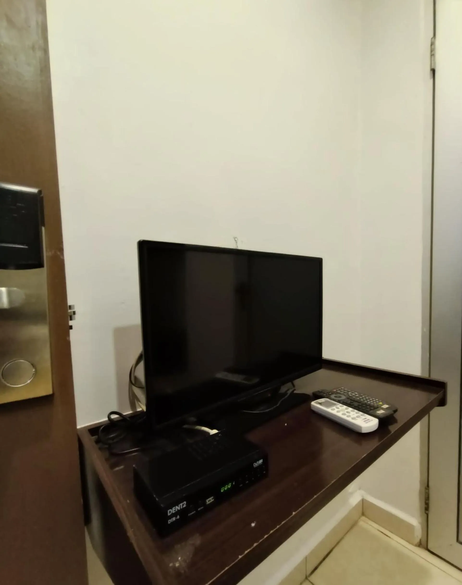 TV and multimedia in CK Hotel - Self Check In