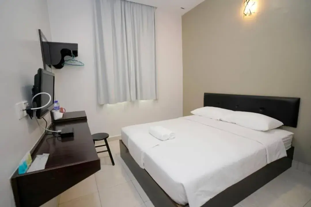 Photo of the whole room, Bed in CK Hotel - Self Check In Photo of the whole room, Bed in CK Hotel - Self Check In