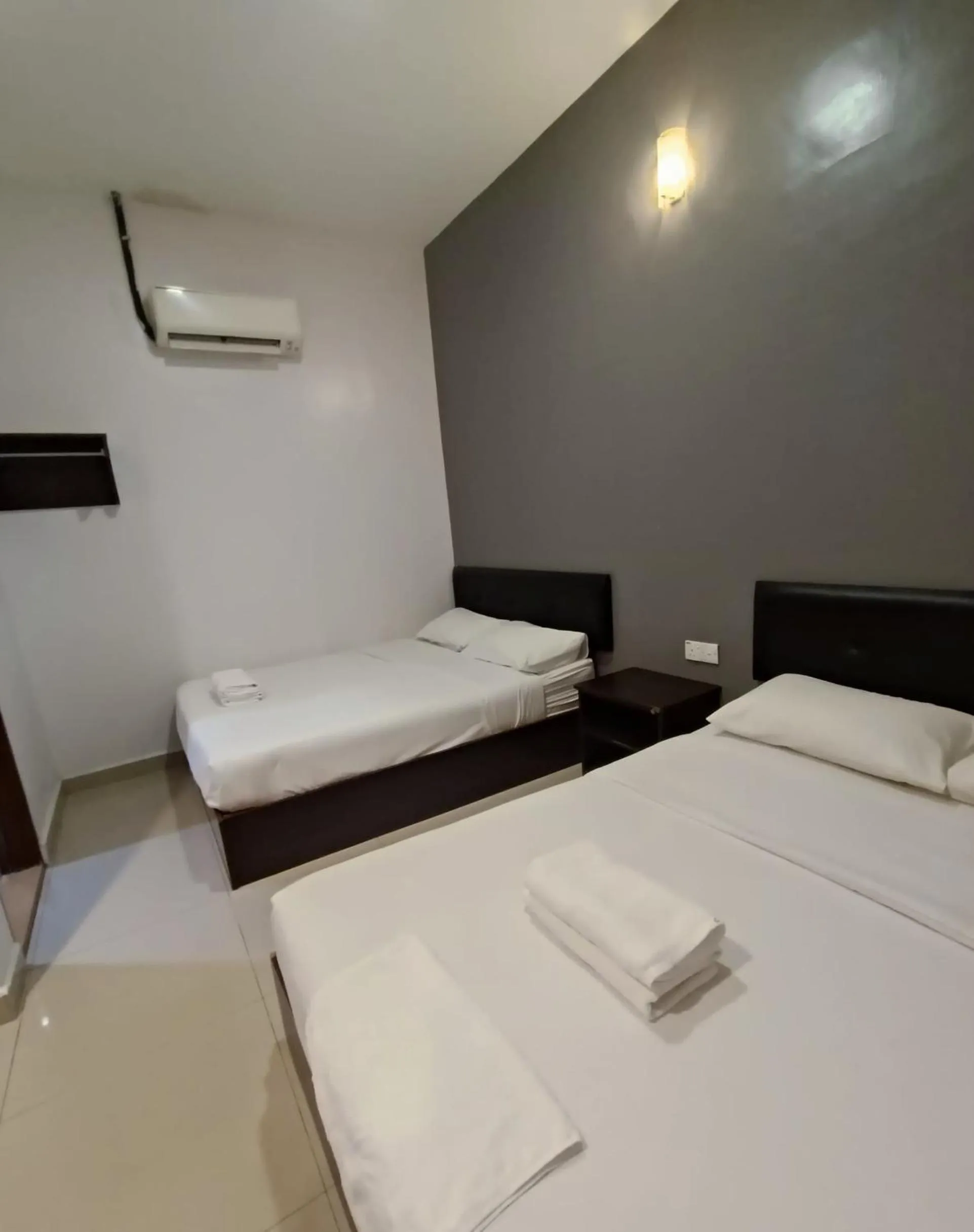 Bed in CK Hotel - Self Check In